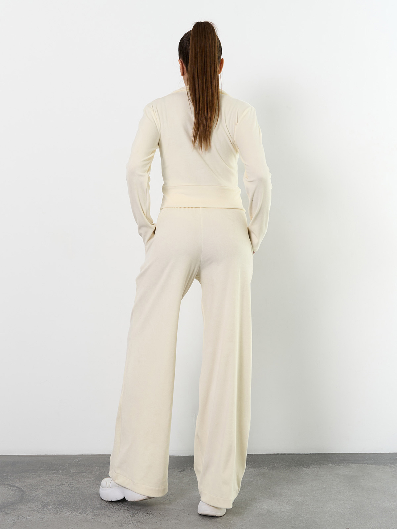 Жіночі костюми модель 15342_светло-желтый Фото