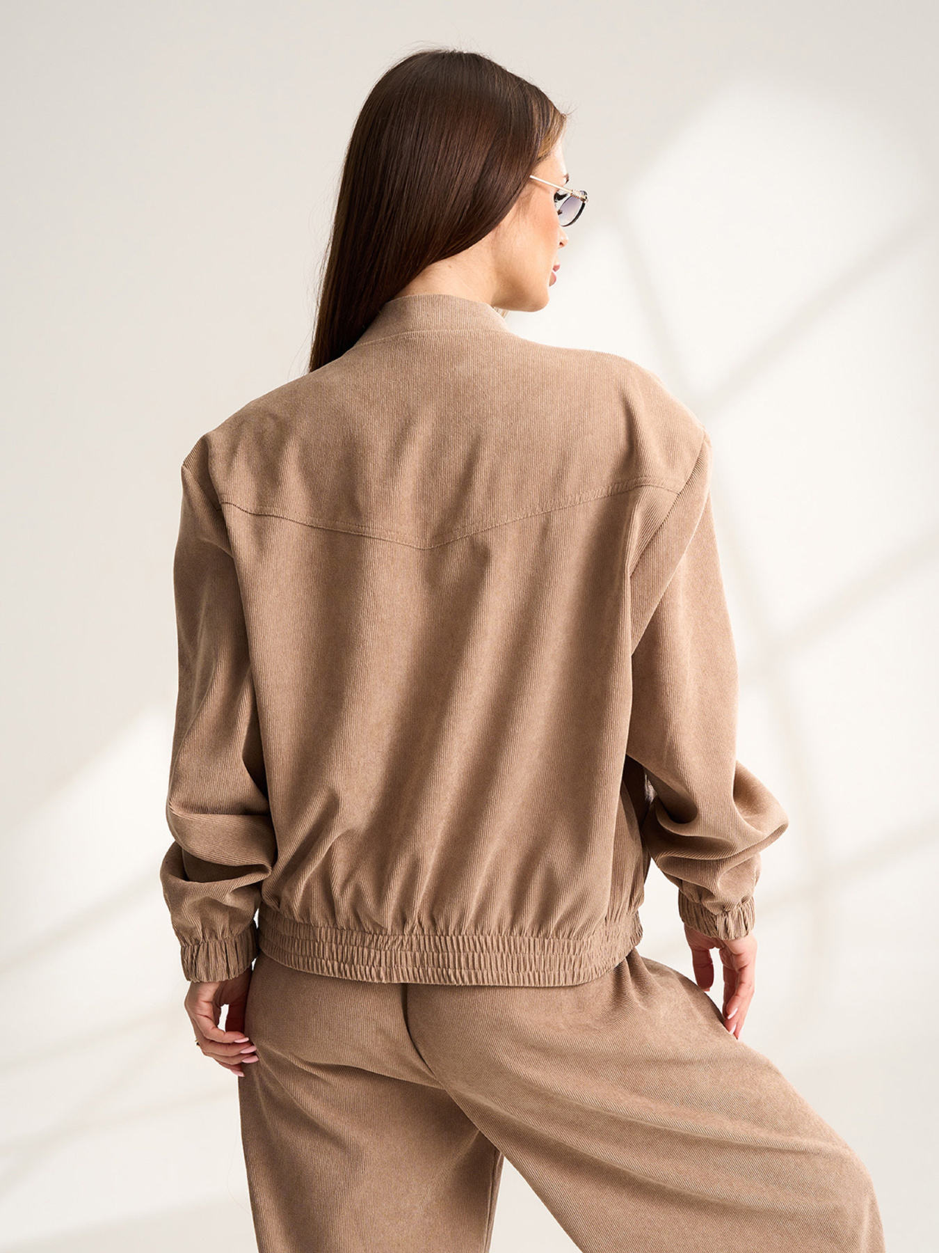 Куртки модель 15533_бежевый Фото