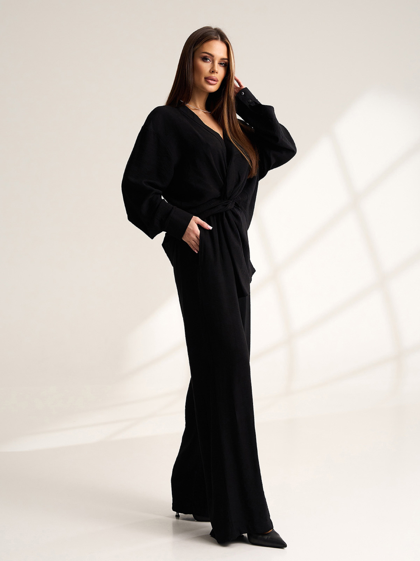 Повсякденний костюм ISSA Plus модель 15535_черный Фото