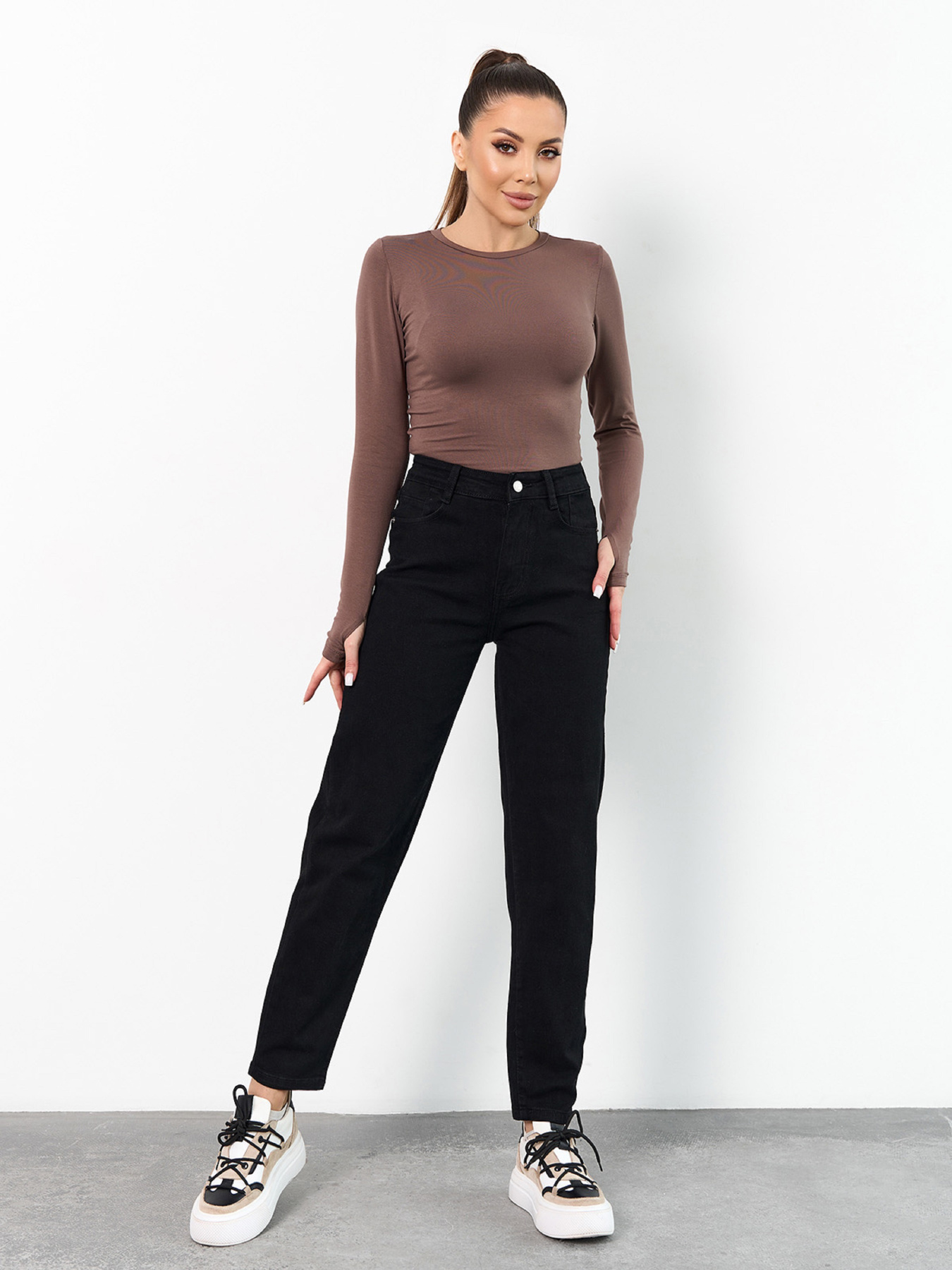 Джинсы мом ISSA Plus модель WN20-728_черный Фото