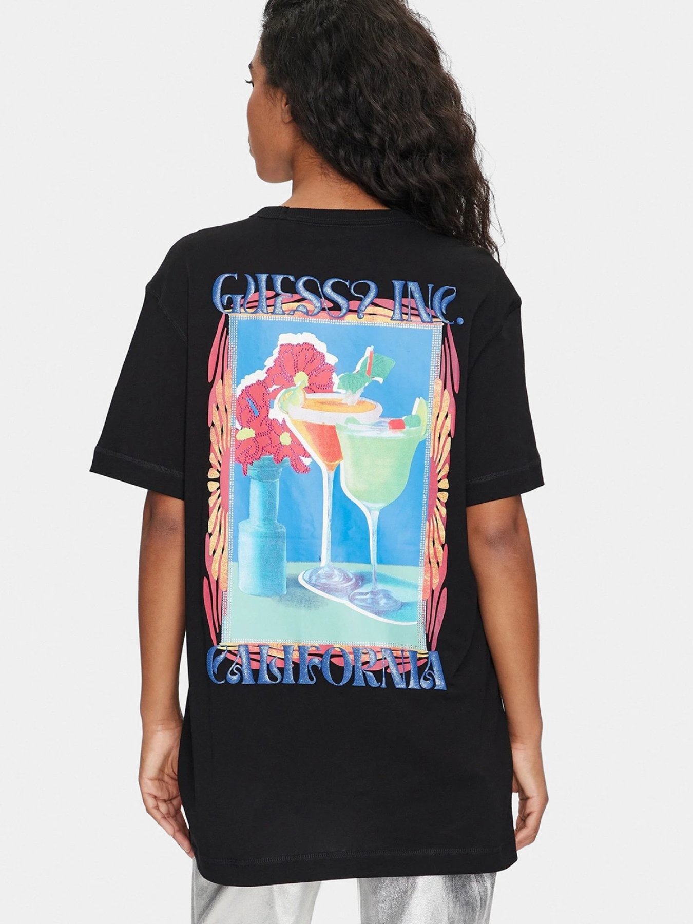 Футболка GUESS модель W4GI19.JA914;JBLK Футболка GUESS модель W4GI19.JA914;JBLK Фото