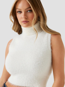 Топ GUESS модель W5BR57.Z3BH0;G1O6 Фото