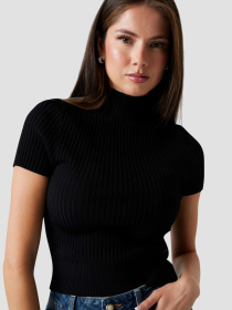 Футболка GUESS модель W5YR04.Z0040;JBLK Футболка GUESS модель W5YR04.Z0040;JBLK Фото