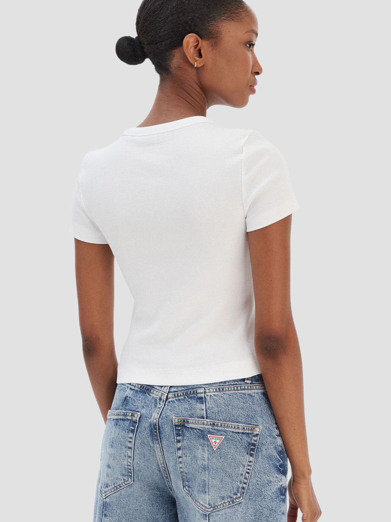 Футболка GUESS модель W6RI22.KA0H1;G011 Фото
