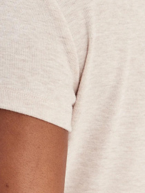 Женская бежевая футболка модель W6RP99.KCNH2;G9B8 Женская бежевая футболка модель W6RP99.KCNH2;G9B8 Фото