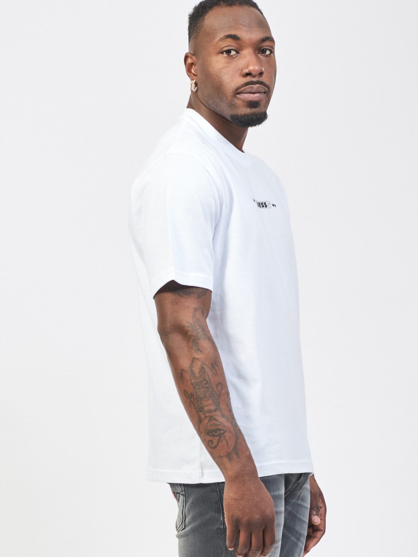 Футболка GUESS модель Z5GI08.I3Z14;G011 Фото