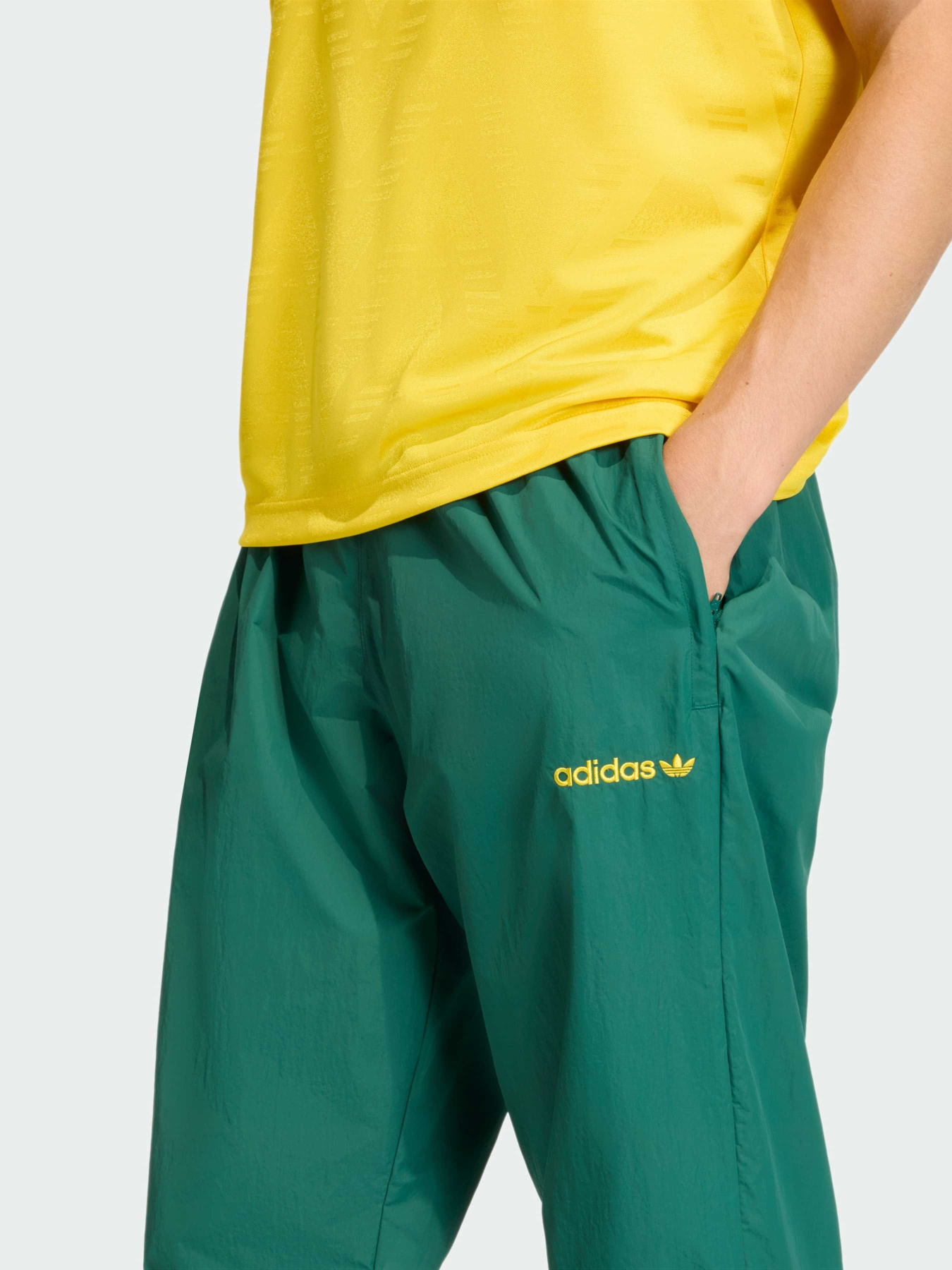 Спортивные брюки SANTIAGO модель KE3429 Спортивные брюки SANTIAGO модель KE3429 Фото