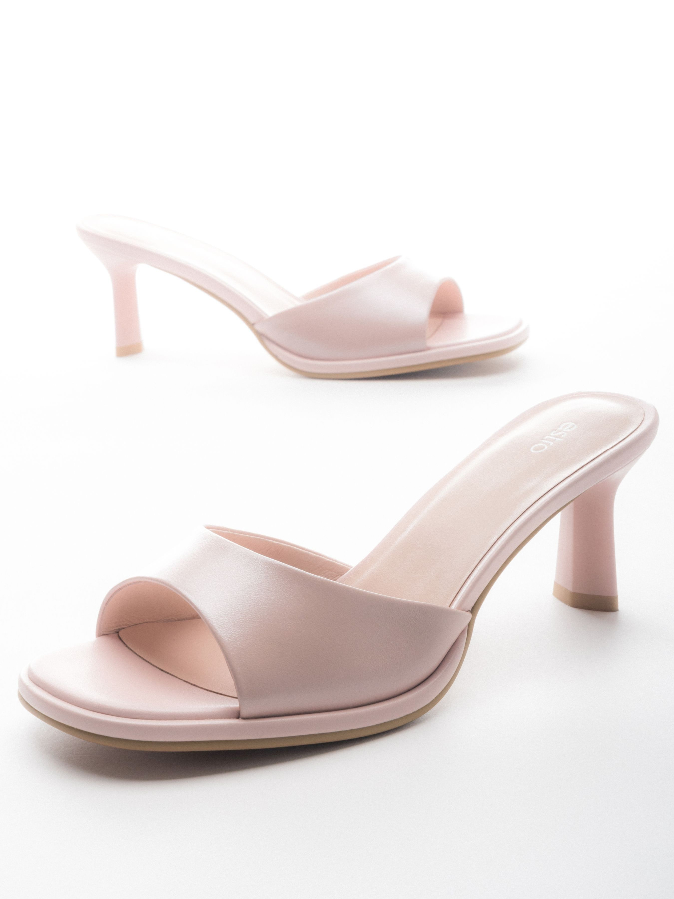 Шльопанці ESTRO 247-9635-02-117, колір рожевий модель 247-9635-02-117 Фото