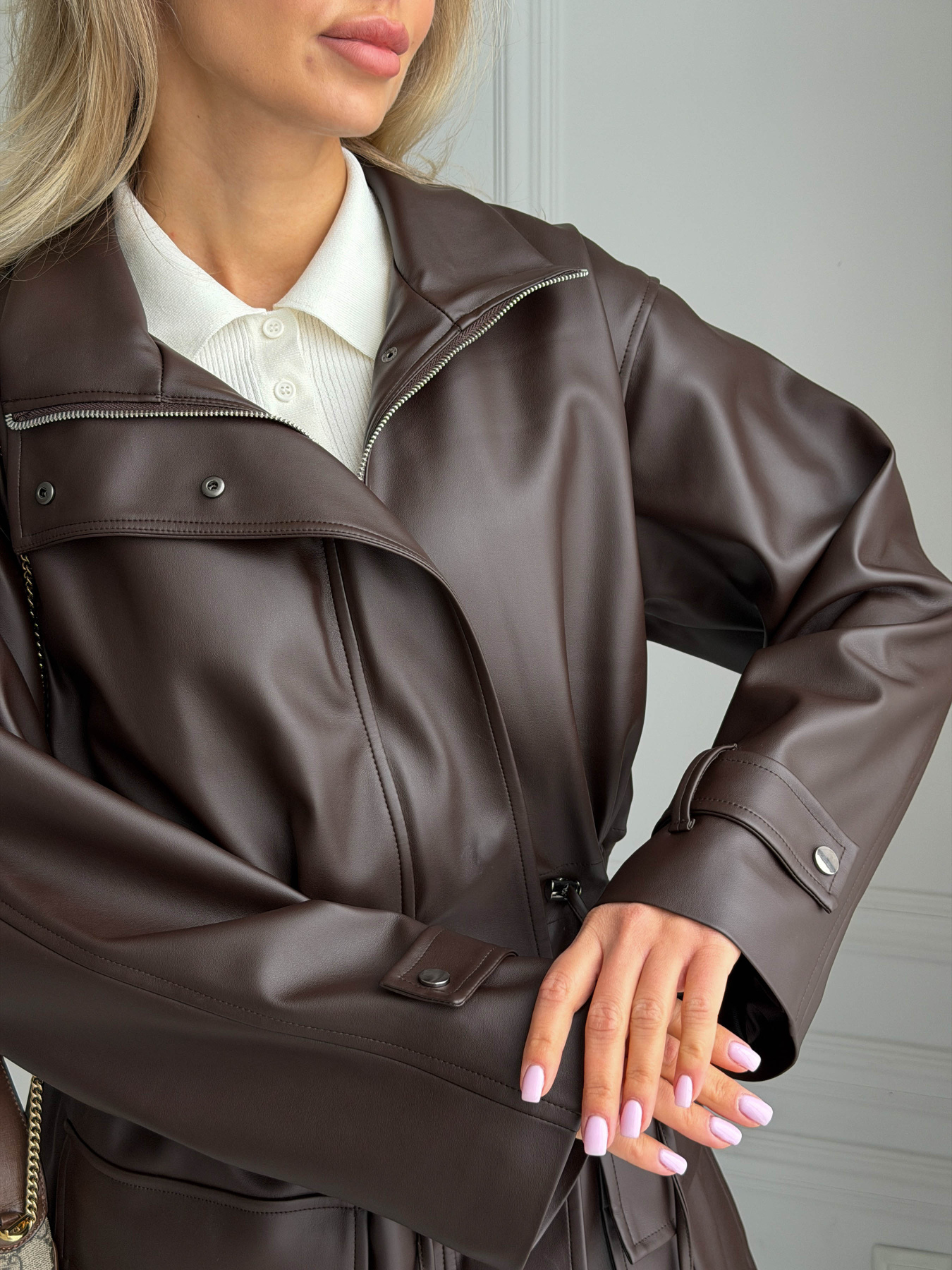 Тренч Jadone Fashion модель Kora_shoko Фото