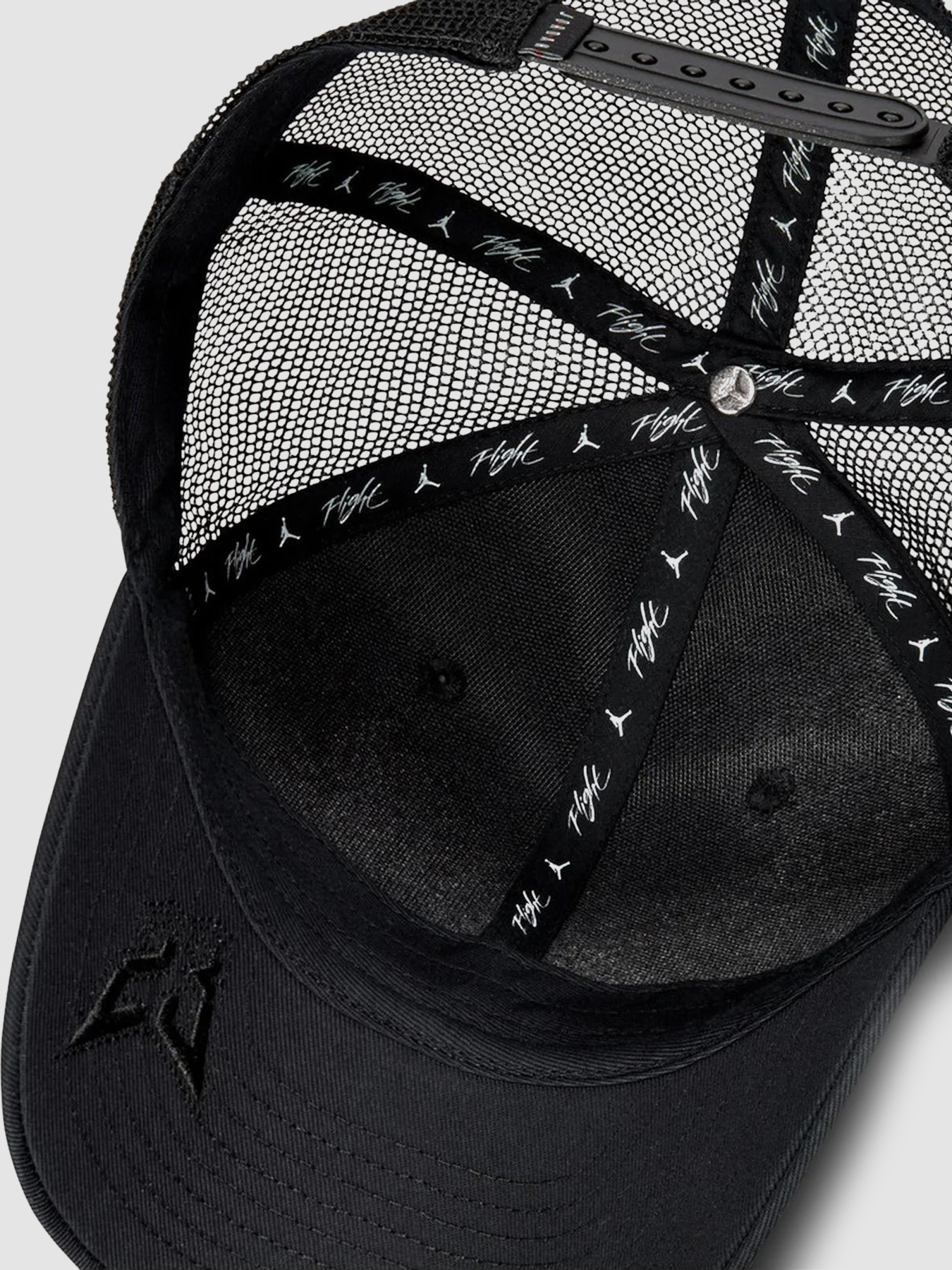 Кепка NIKE модель FV5303-010 Фото