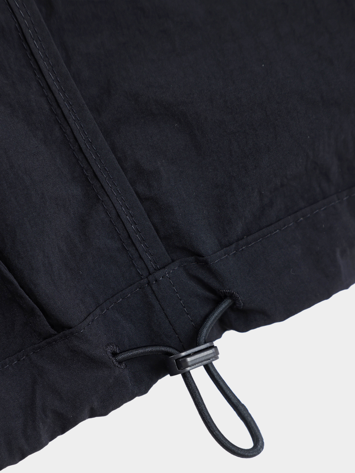 Куртки и дубленки Armani Exchange модель XM002127-AF22504-UB101 Фото