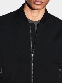 Куртки и дубленки Armani Exchange модель XM002874-AF25462-UC001 Фото