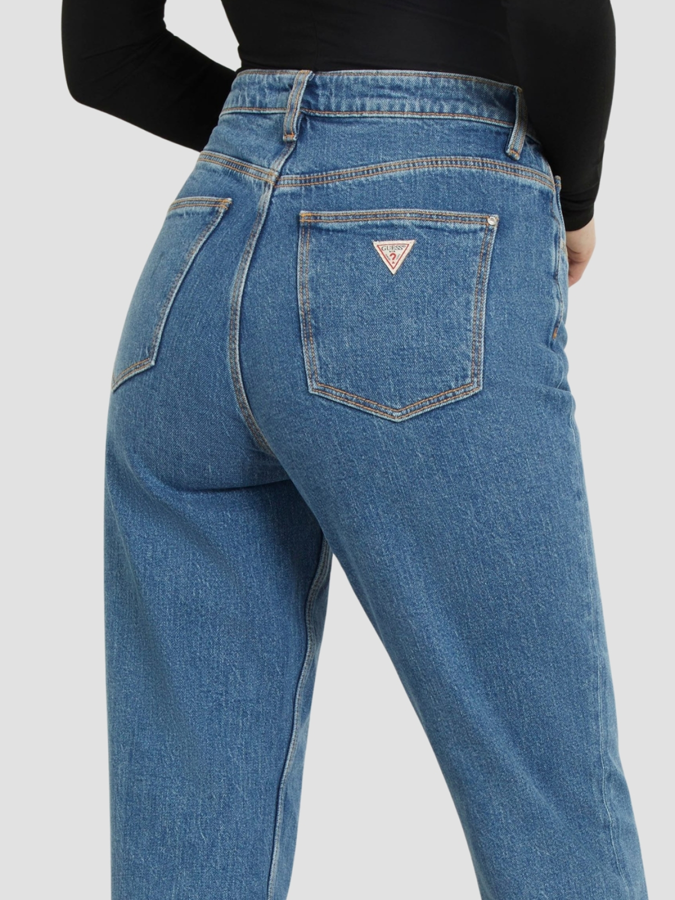 Женские синие джинсы модель W2YA21.D4NH5;AUMD Женские синие джинсы модель W2YA21.D4NH5;AUMD Фото