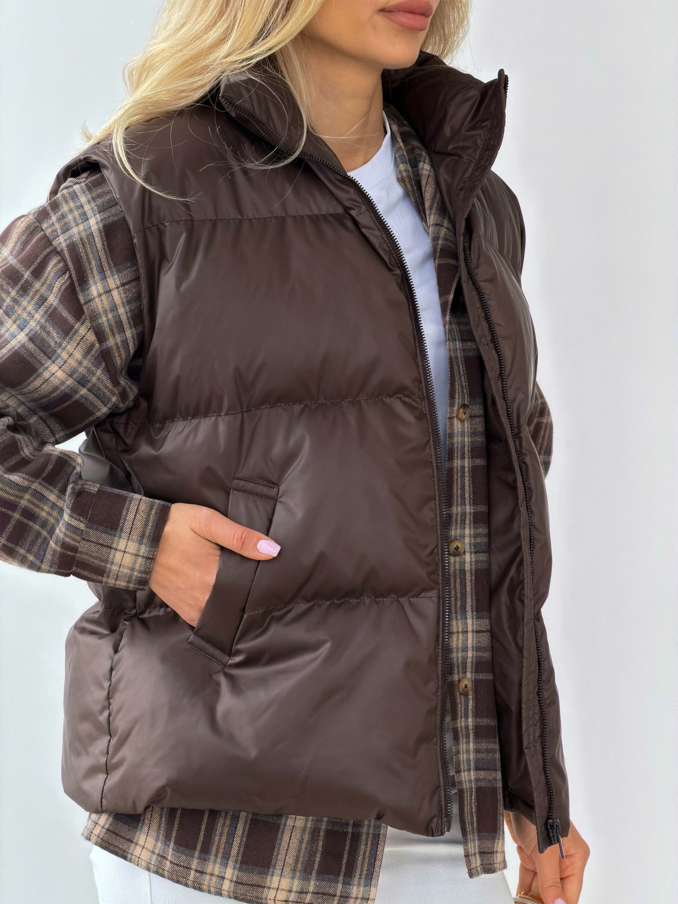 Куртки и дубленки Jadone Fashion модель Ayvi_chocolate Фото