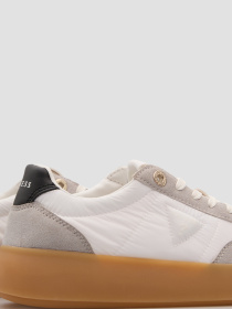 Кеди низькі GUESS модель FLPPAR.FAB12;WHIGR Кеди низькі GUESS модель FLPPAR.FAB12;WHIGR Фото