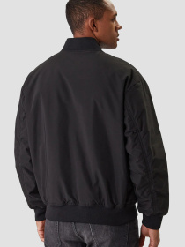 Мужская черная куртка модель 561533.505005;990 Фото