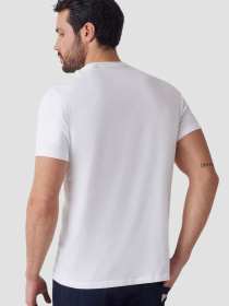 Мужская белая футболка модель M4GI70.KC9X0;G011 Фото