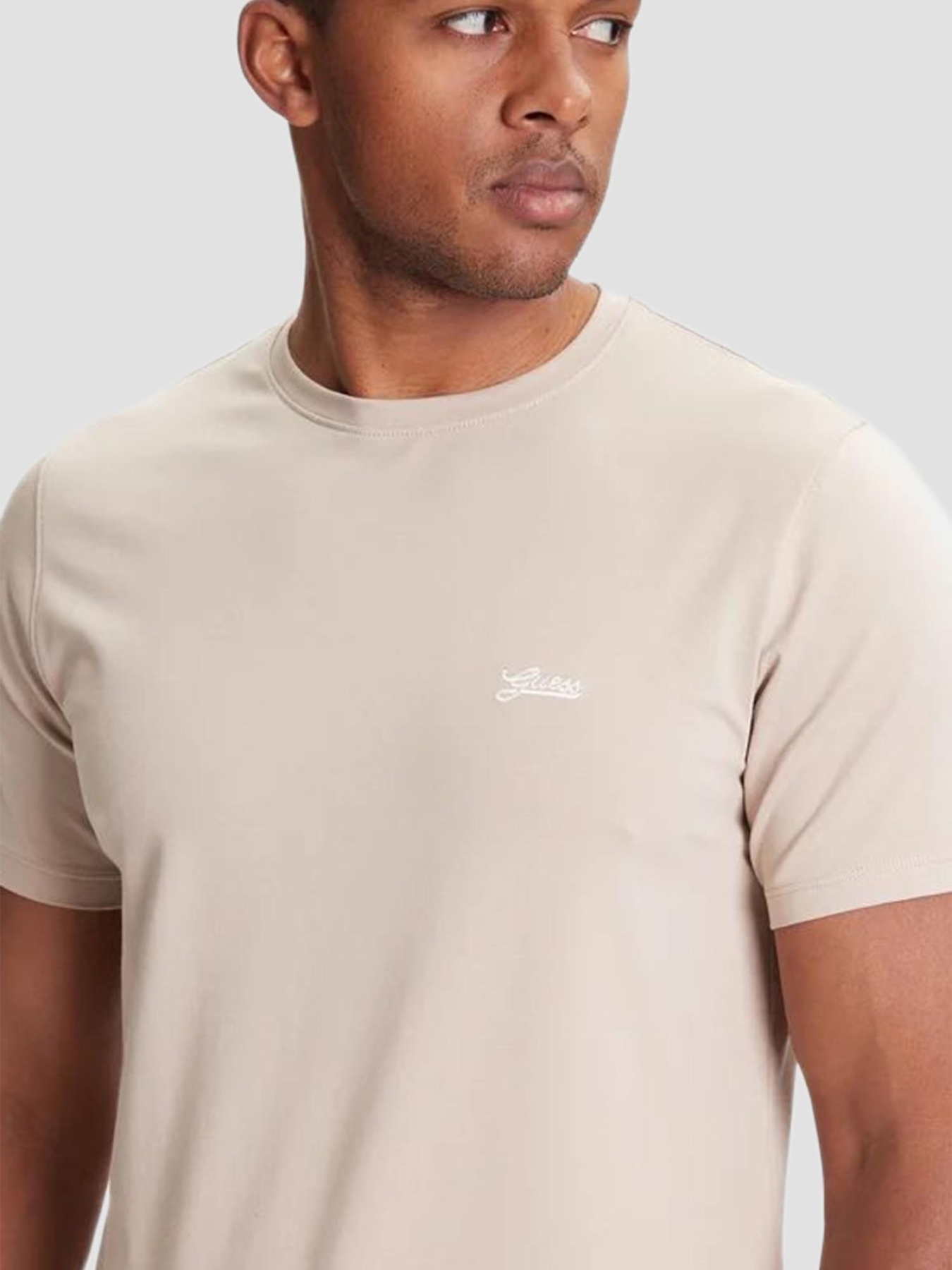 Футболка GUESS модель M4GI70.KC9X0;G1CA Футболка GUESS модель M4GI70.KC9X0;G1CA Фото