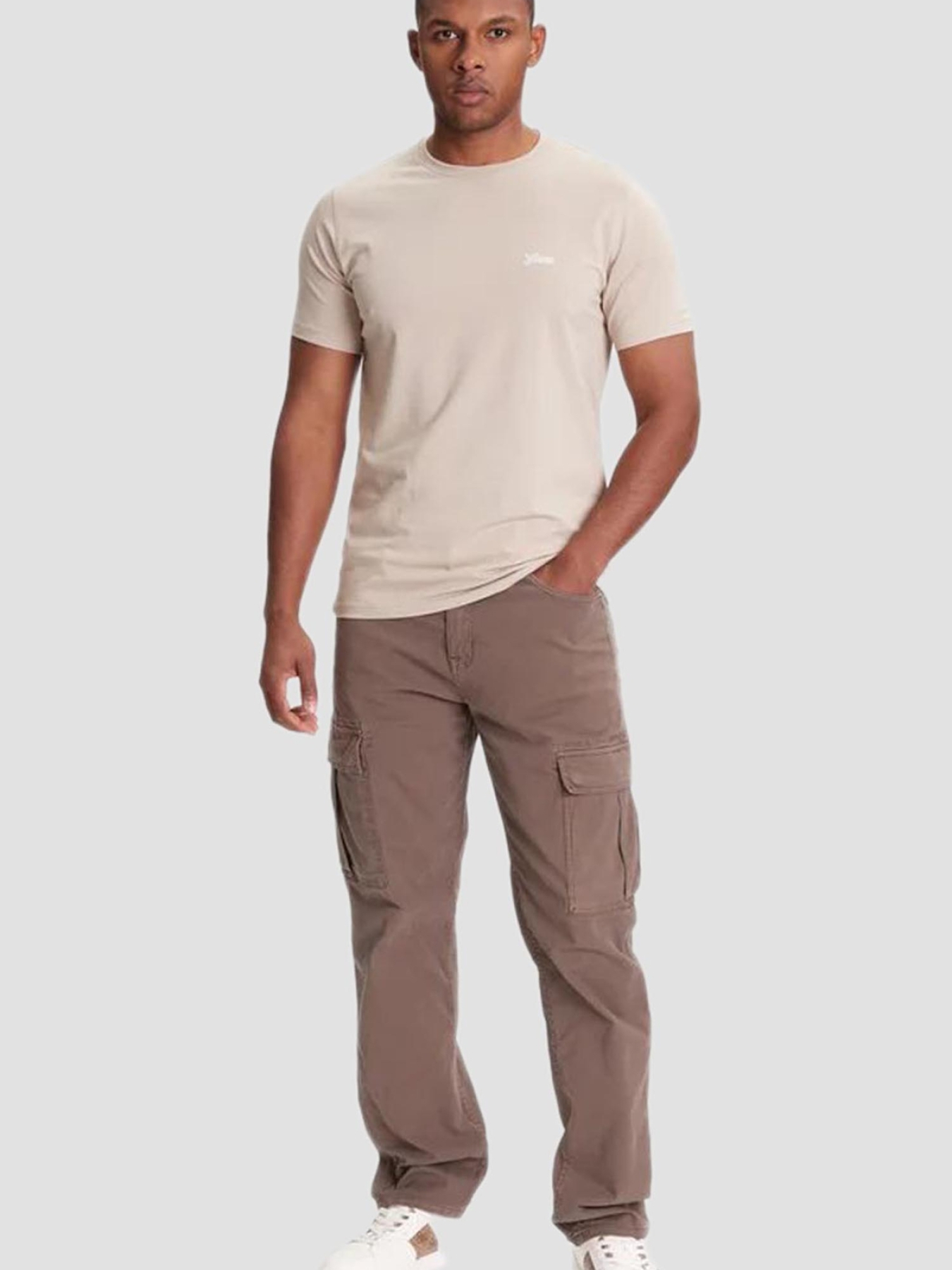 Футболка GUESS модель M4GI70.KC9X0;G1CA Футболка GUESS модель M4GI70.KC9X0;G1CA Фото