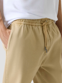 Мужские бежевые брюки модель M6RB79.WK41A;G1DR Мужские бежевые брюки модель M6RB79.WK41A;G1DR Фото