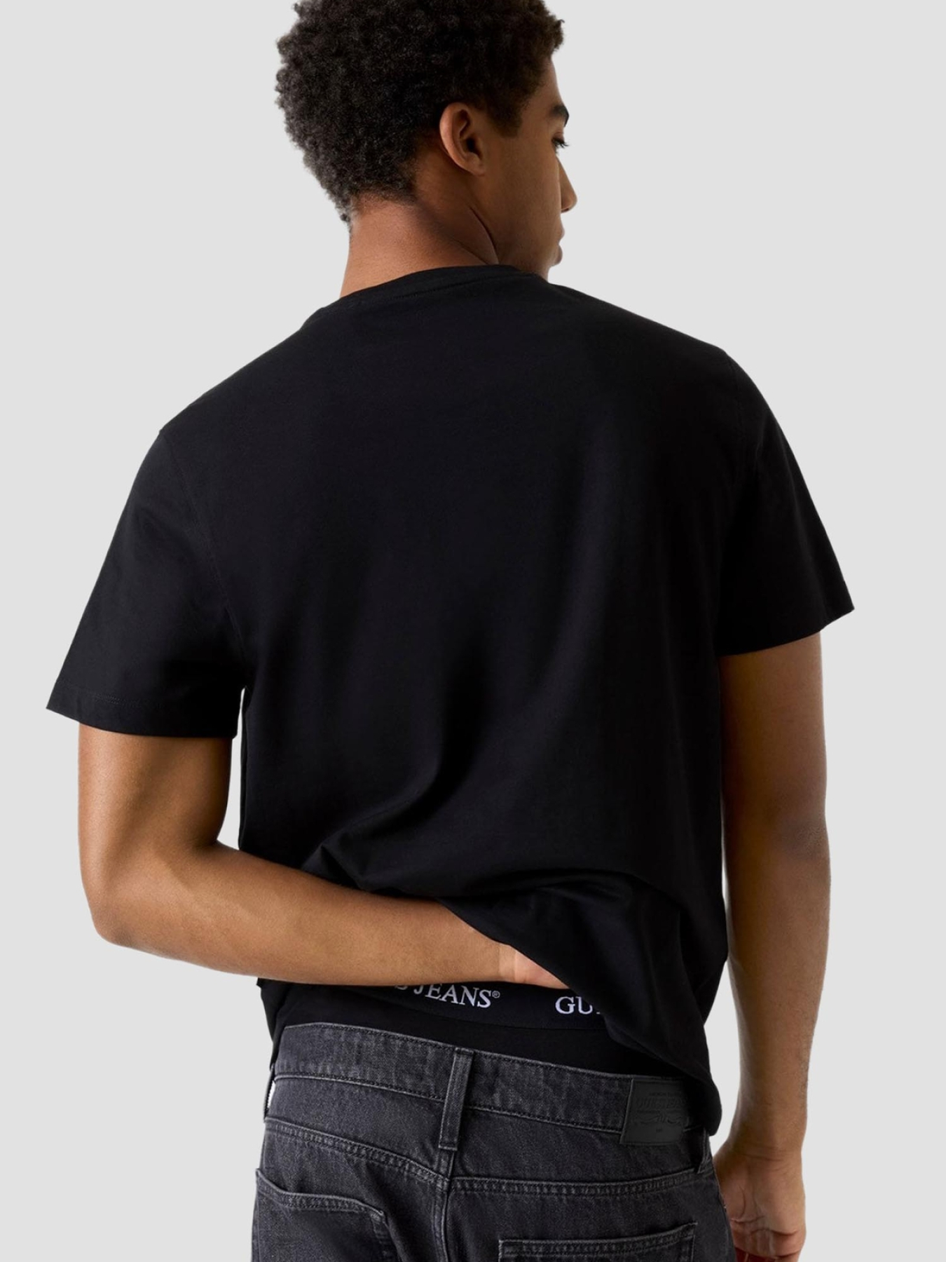 Футболка Guess Jeans модель M6RI41.K8FQ4;JBLK Фото