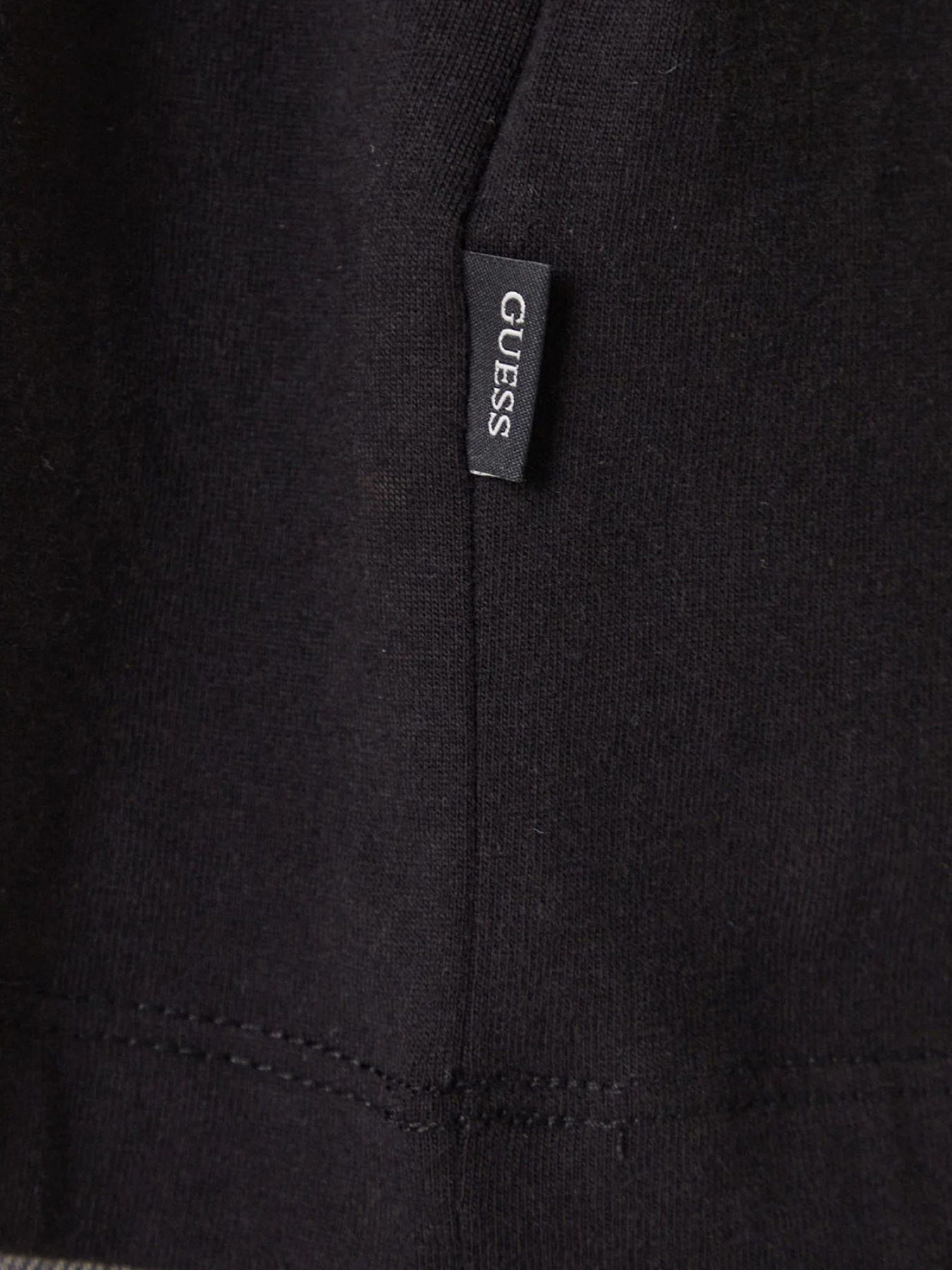 Футболка Guess Jeans модель M6RI45.K8HM0;JBLK Фото