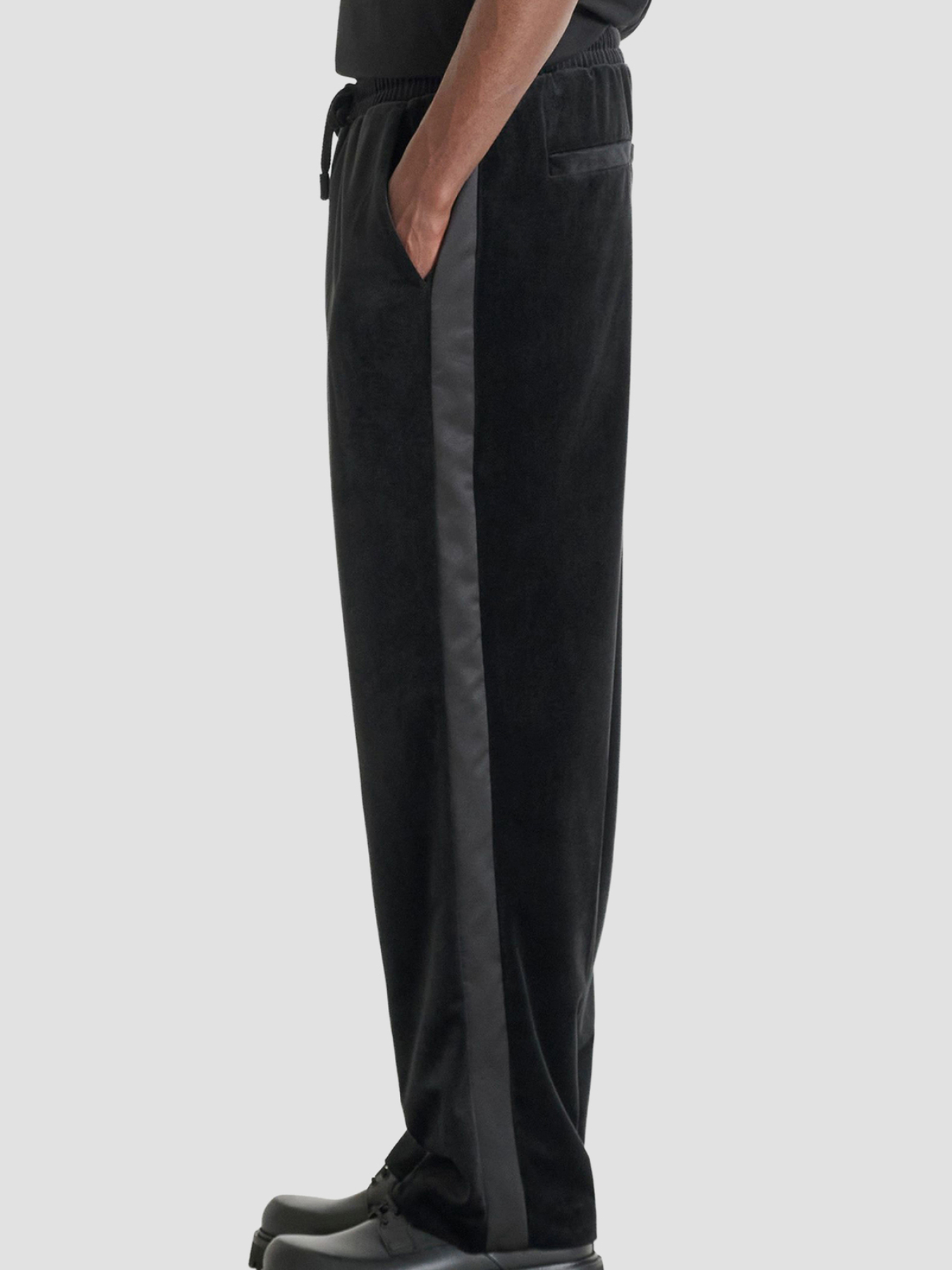 Мужские черные вельветовые спортивные брюки модель MMFP00418.FA150228;9000 Фото