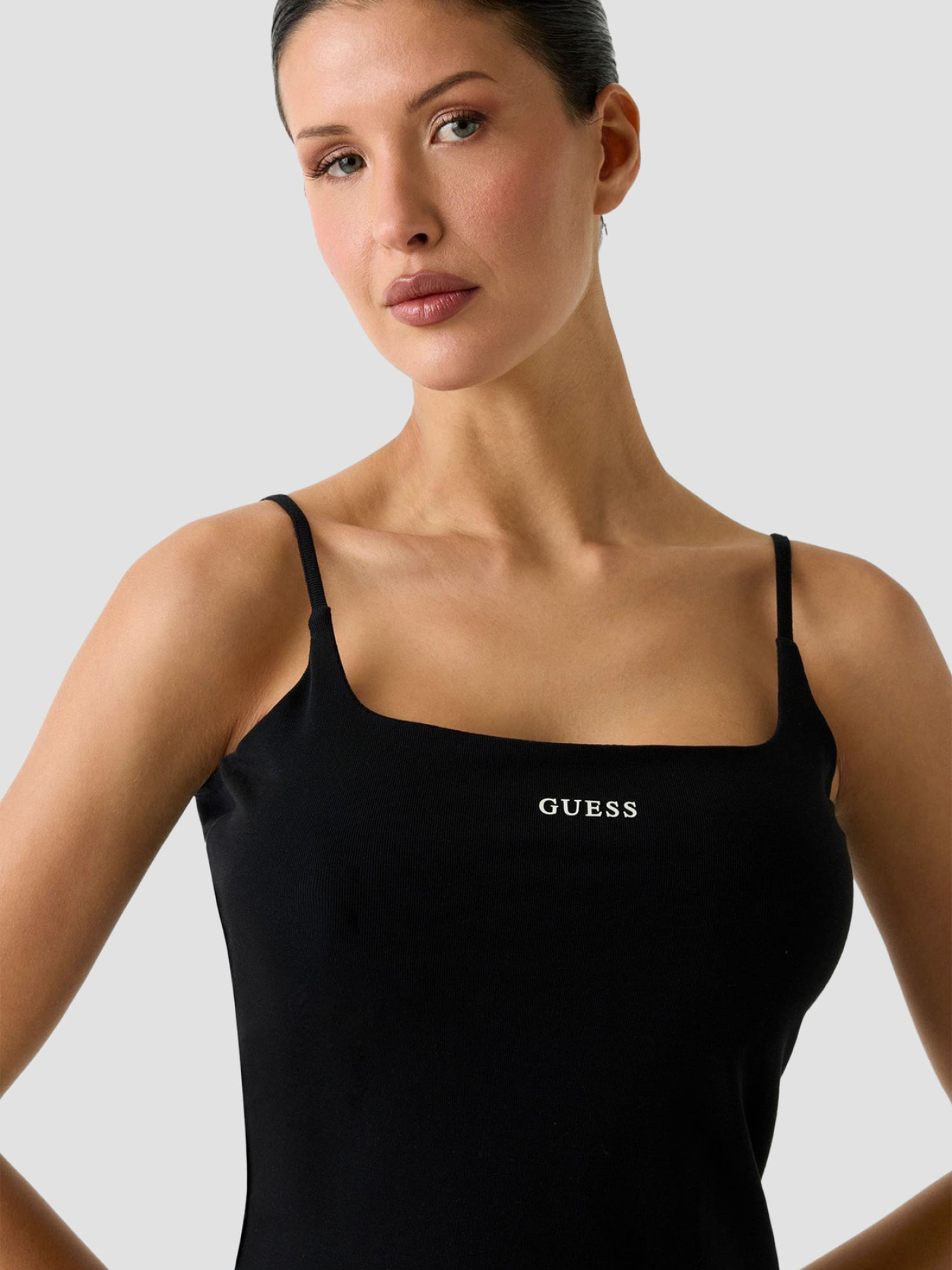 Майка GUESS модель V6GP18.K3470;JBLK Фото