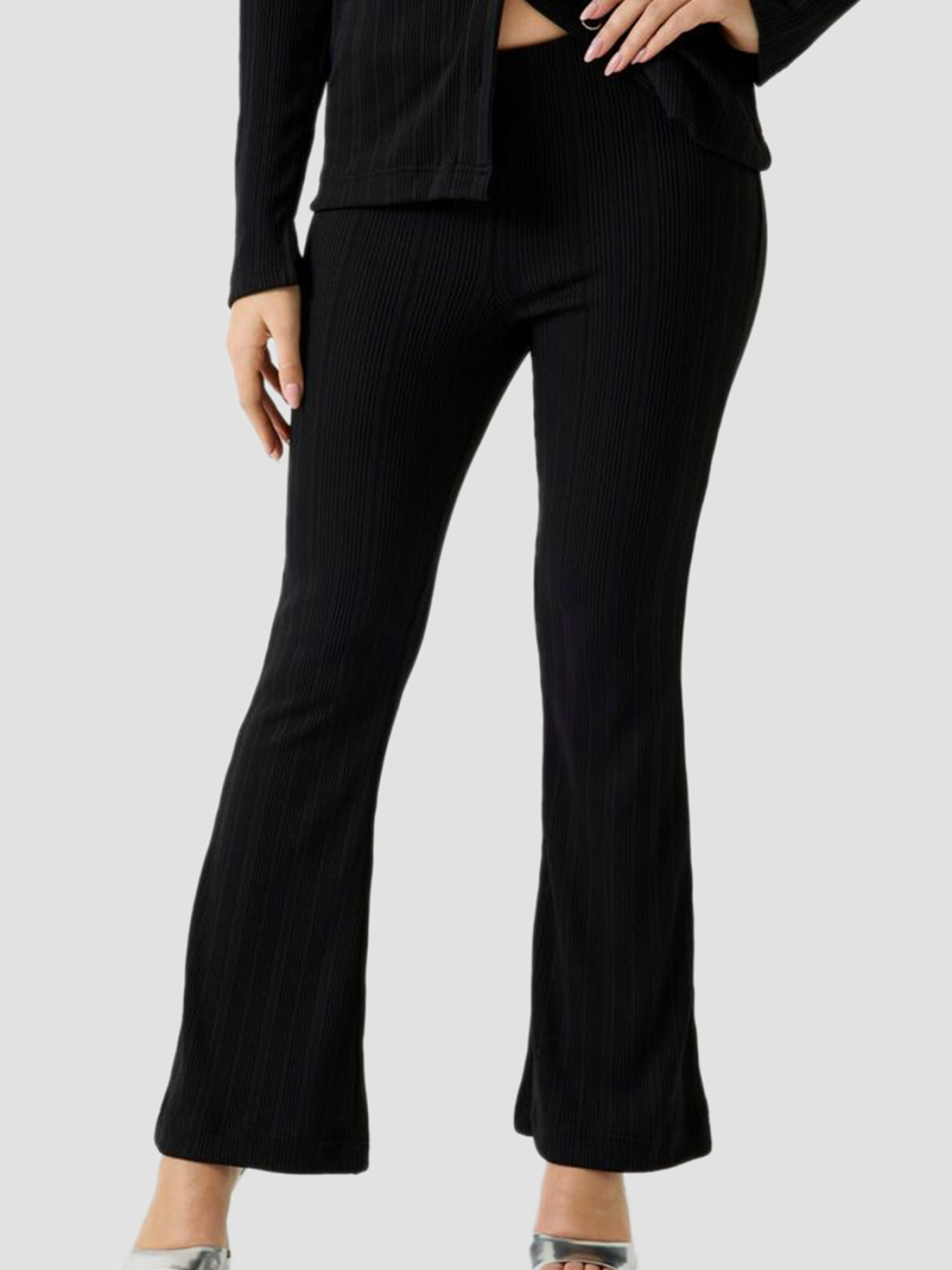 Повседневные штаны GUESS модель W6RB16.KD032;JBLK Фото