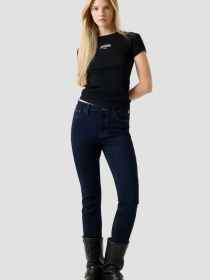 Жіноча чорна футболка модель W6RP21.KA0H1;JBLK Фото