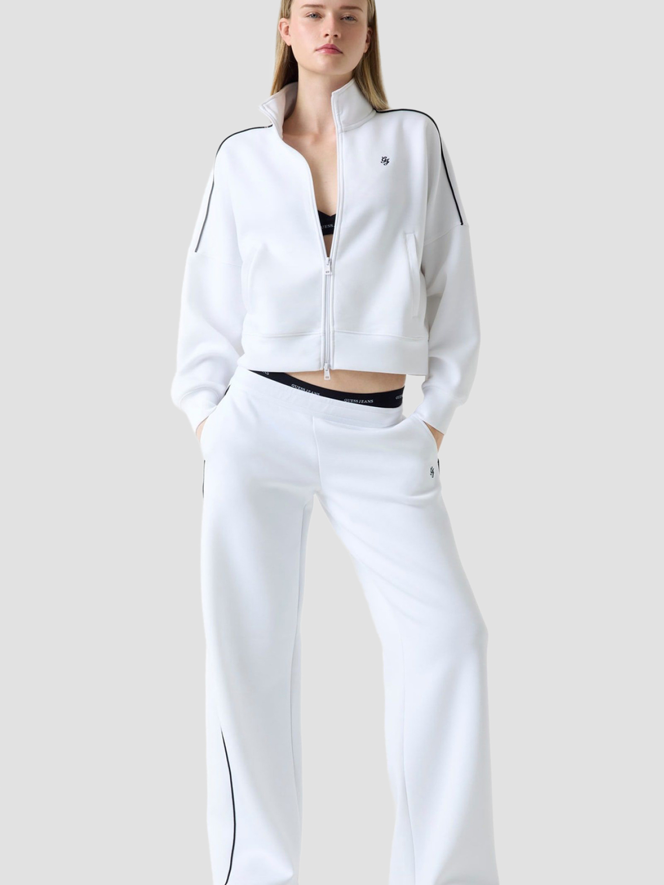 Светр Guess Jeans модель W6RQ10.KD122;G011 Светр Guess Jeans модель W6RQ10.KD122;G011 Фото