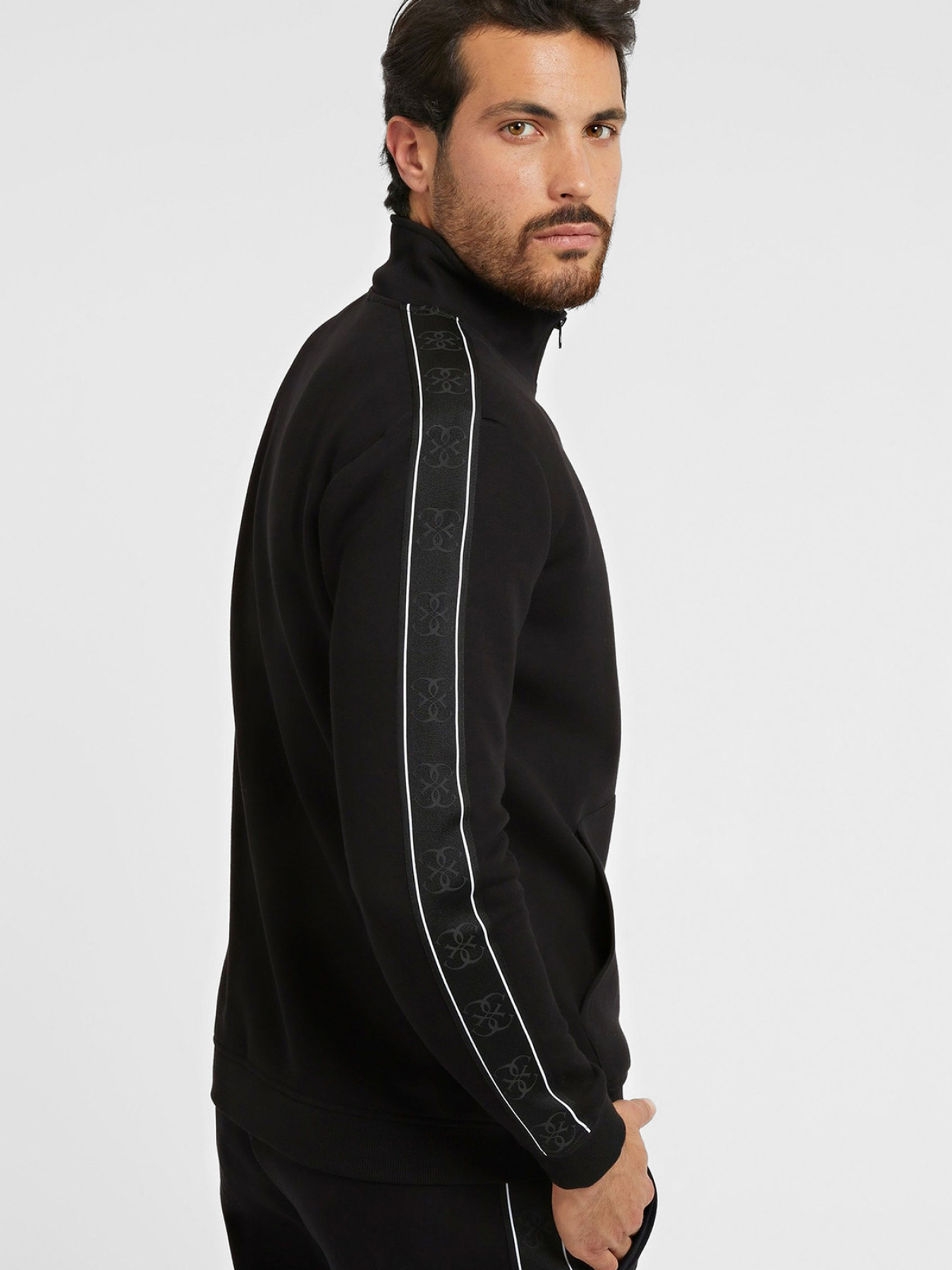 Светр Guess модель Z2YQ10.KB3P2;JBLK Фото