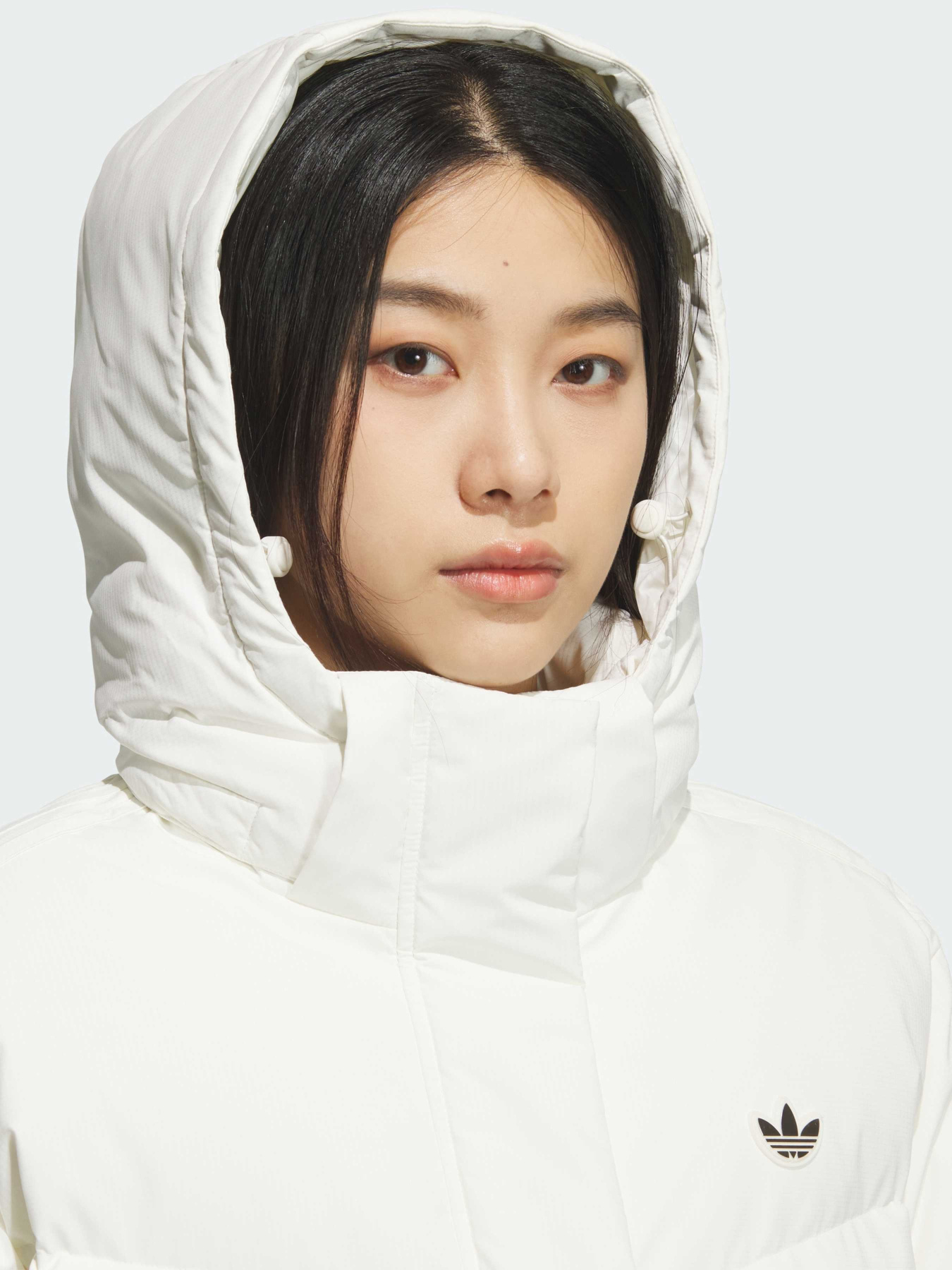 Демісезонна куртка Adidas модель KF3685 Фото