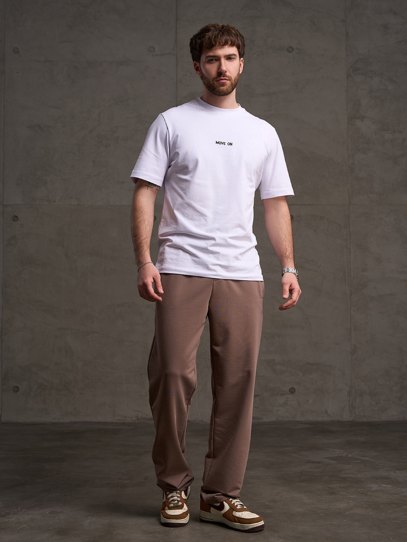 Спортивные штаны модель GN-563_бежевый Фото