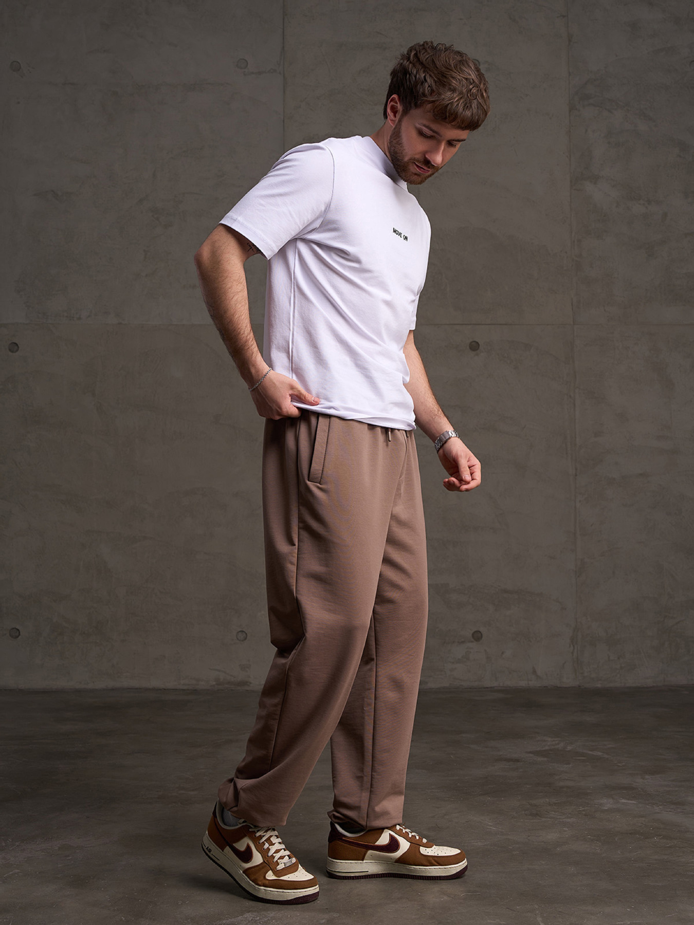 Спортивные штаны модель GN-565_бежевый Фото