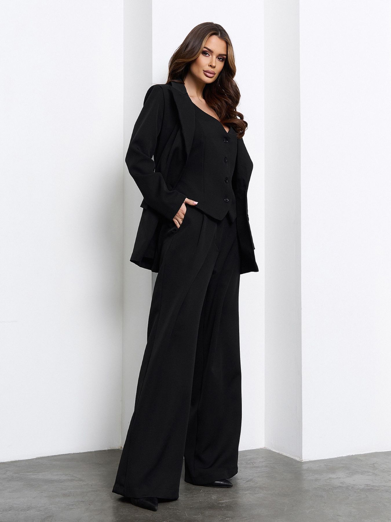 Костюмы модель 15075_черный Фото