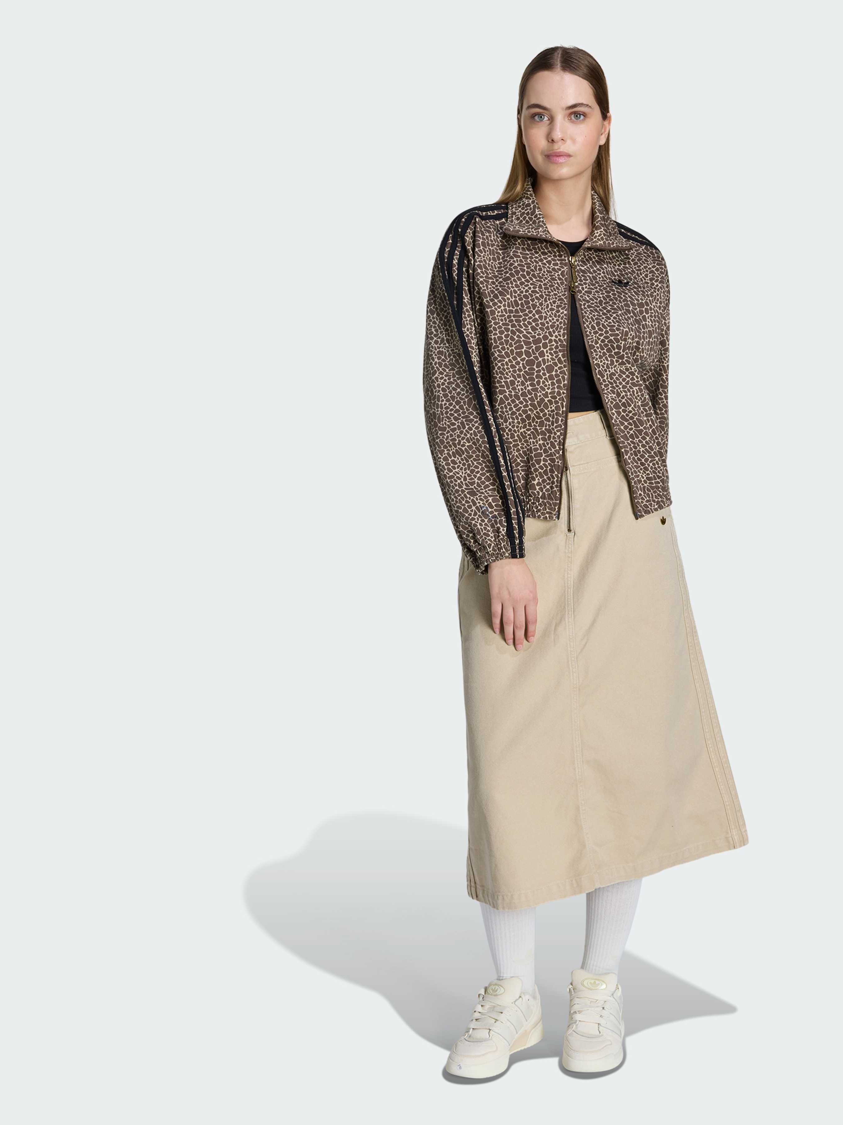 Бавовняна Жіноча Джинсова куртка adidas  (KD2815) колір коричневий