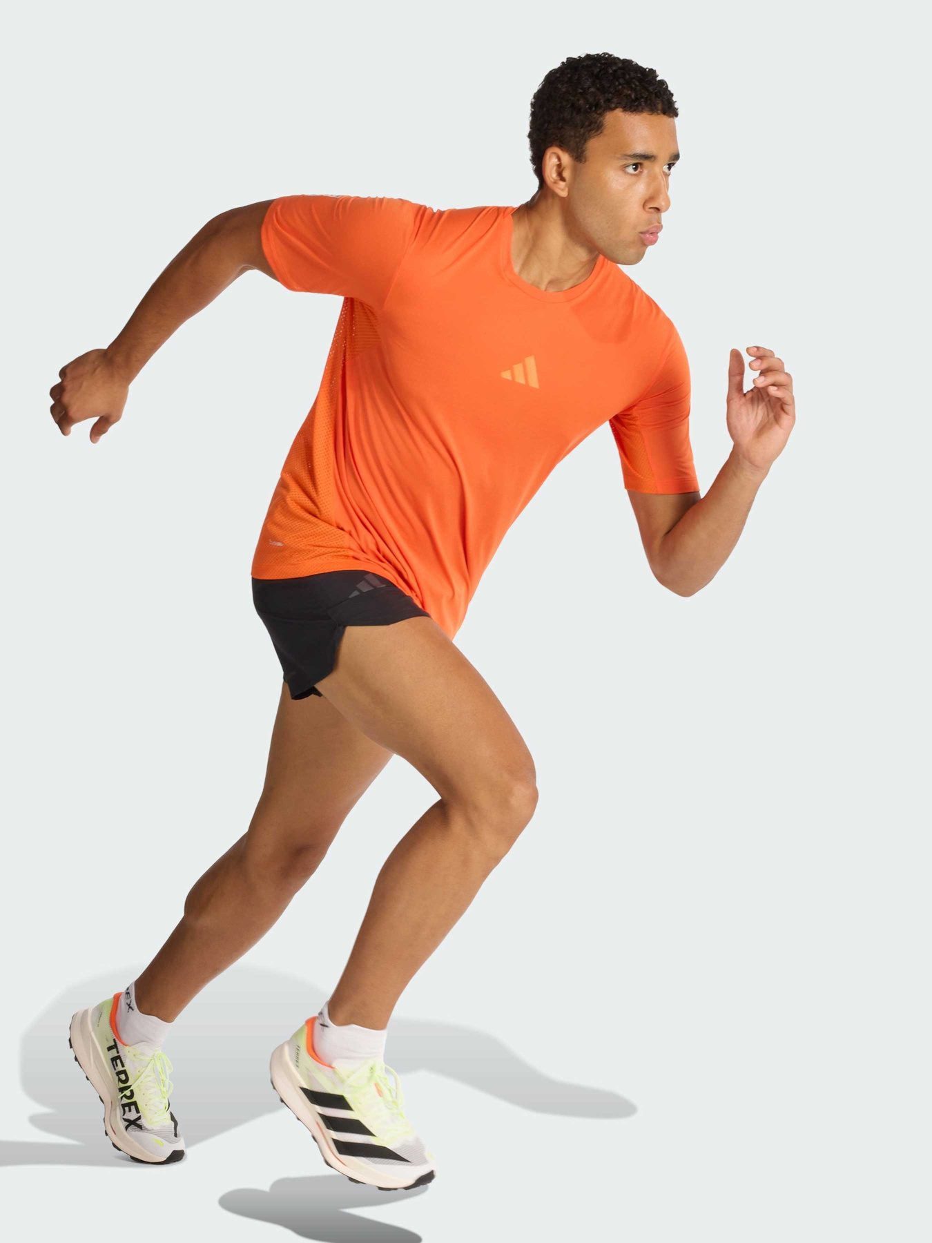 Спортивні шорти Adidas Terrex модель KE5015 Фото