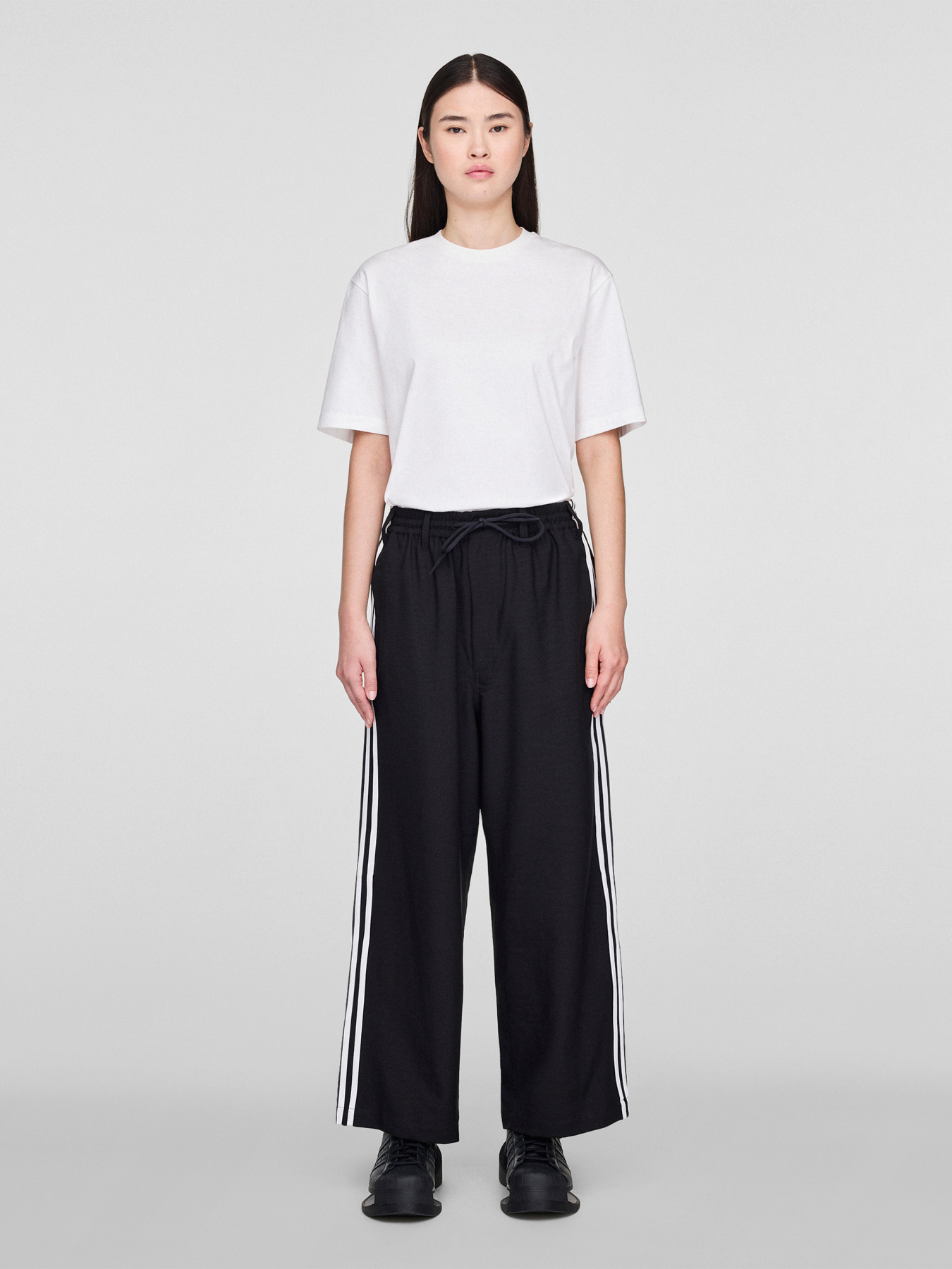 Спортивные штаны Adidas модель JW7353 Фото