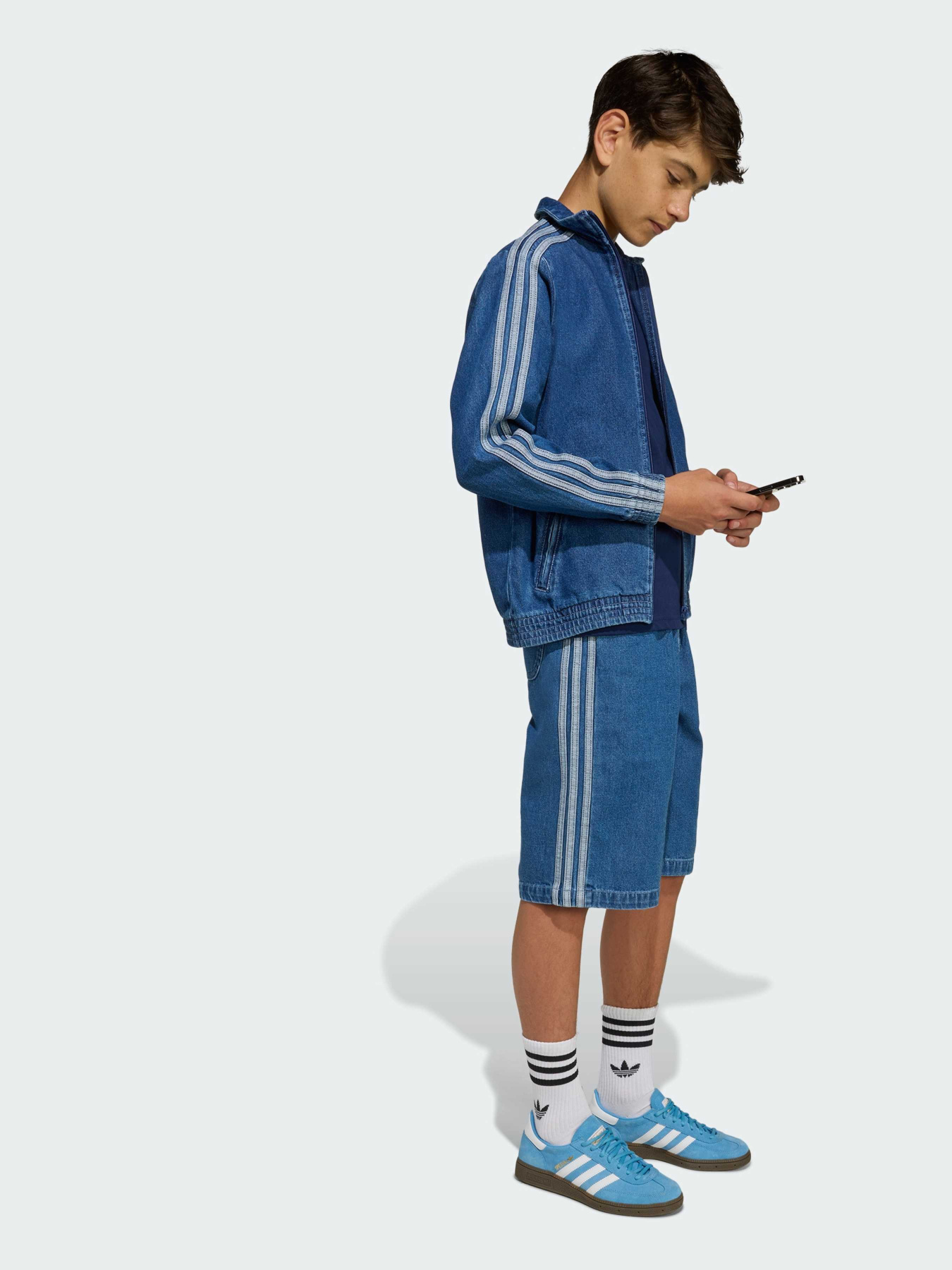 Джинсовая куртка Adidas Adicolor модель KE2849 Фото