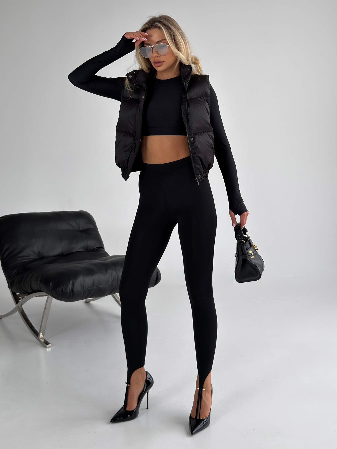 Укорочений Жилет Скай чорний модель Skay_black Фото