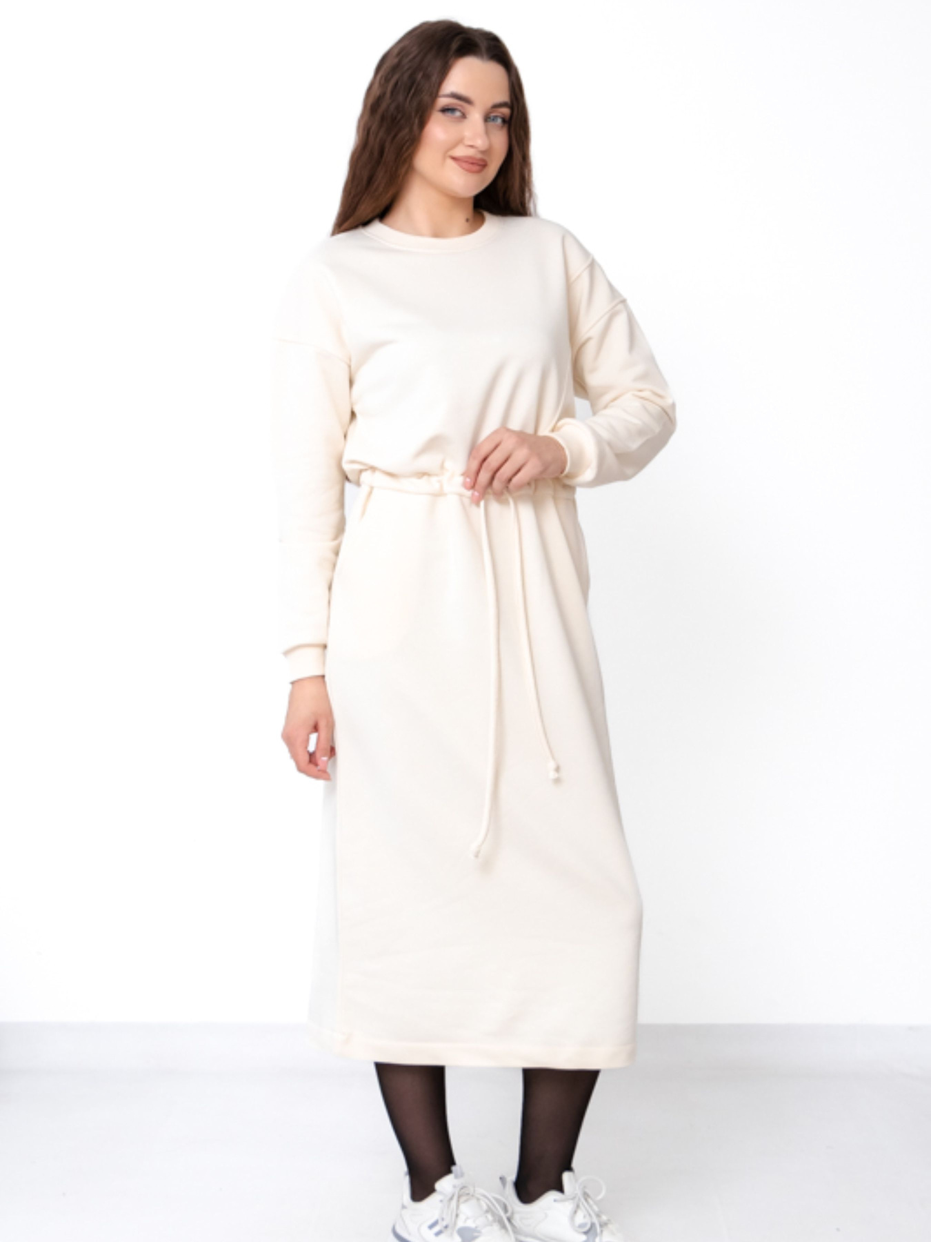 Утеплена жіноча сукня прямого крою з куліскою на талії, Молочний Носи Своє (8445-104) модель 8445-104-molochnij Фото