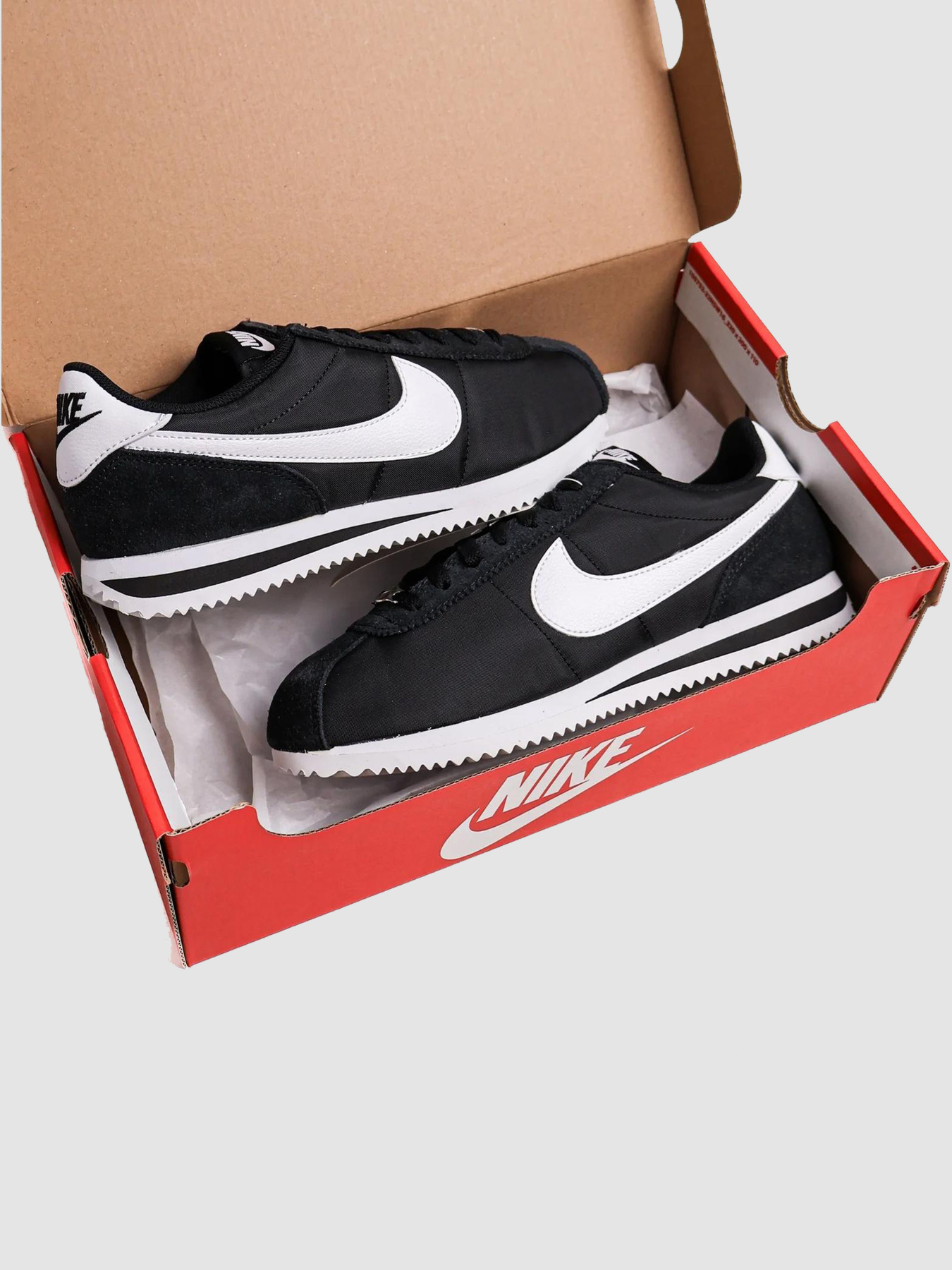 Кроссовки женские Nike Cortez Txt W (DZ2795-001) модель DZ2795-001 Фото