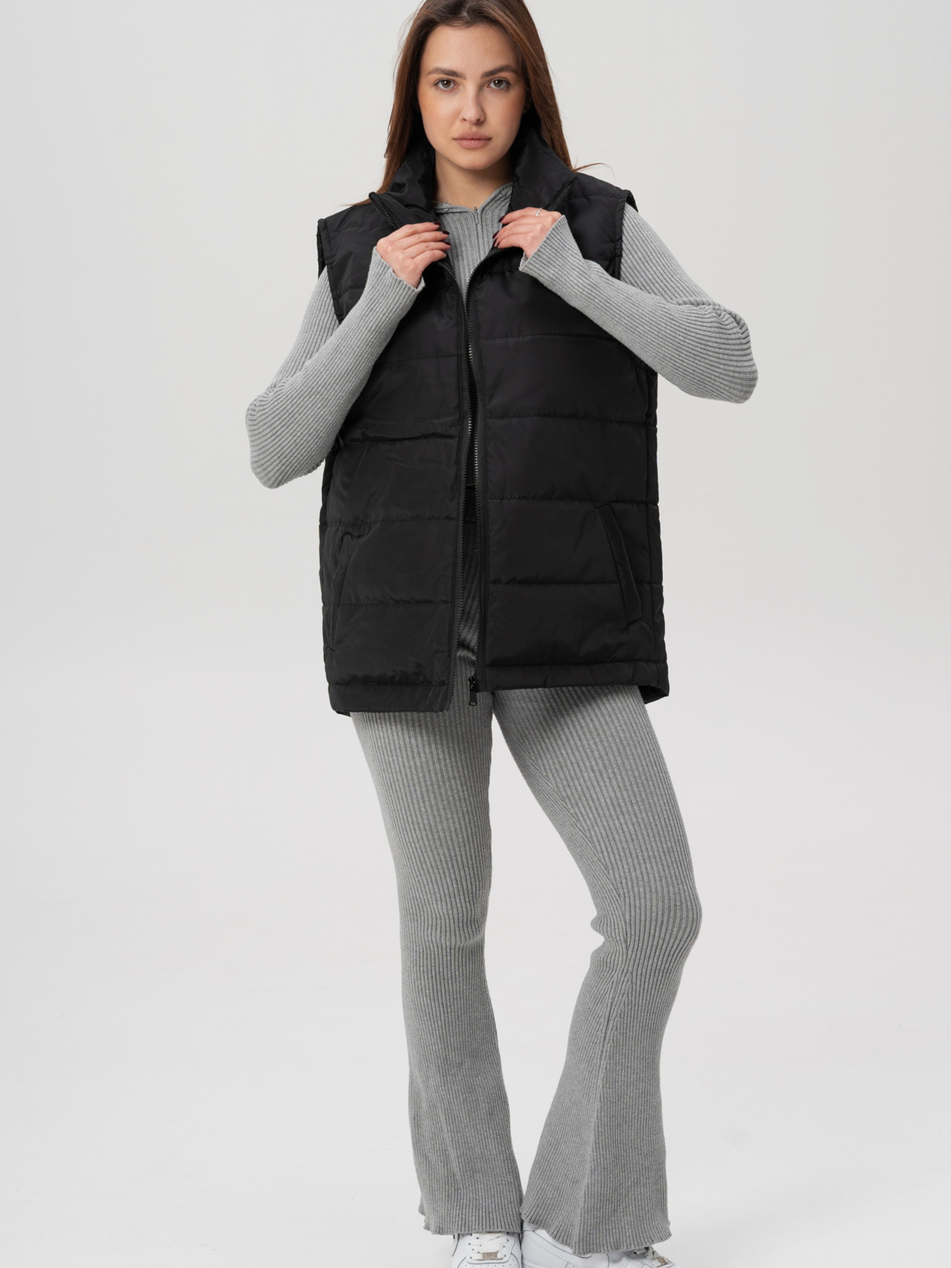 Жіноча Легка Куртка Жилетка Безрукавка Стьобана Without Spice Black модель 8056183 Фото
