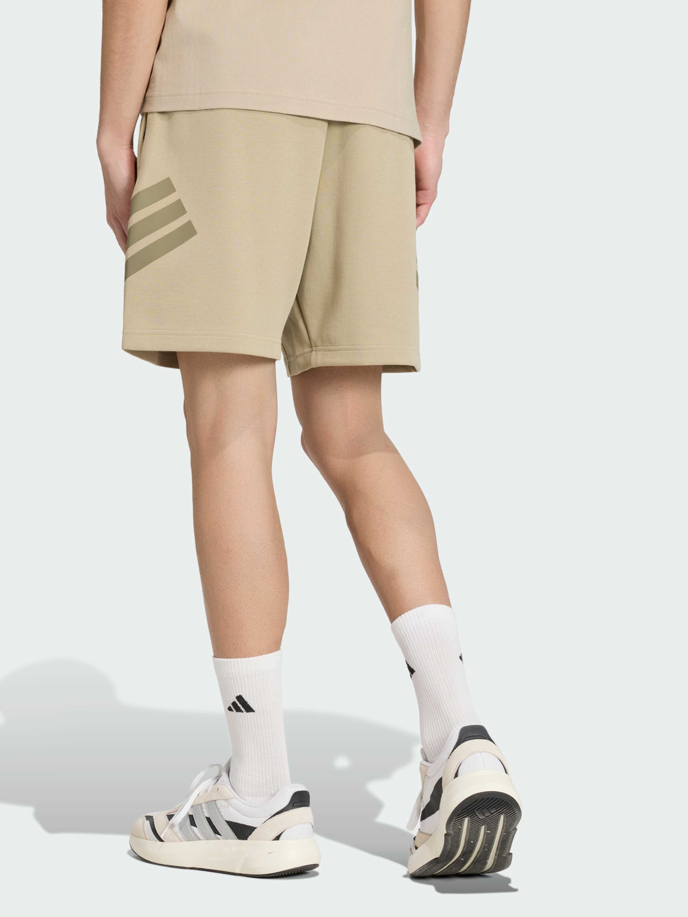 Шорты Future Icons 3-Stripes модель KD5245 Шорты Future Icons 3-Stripes модель KD5245 Фото