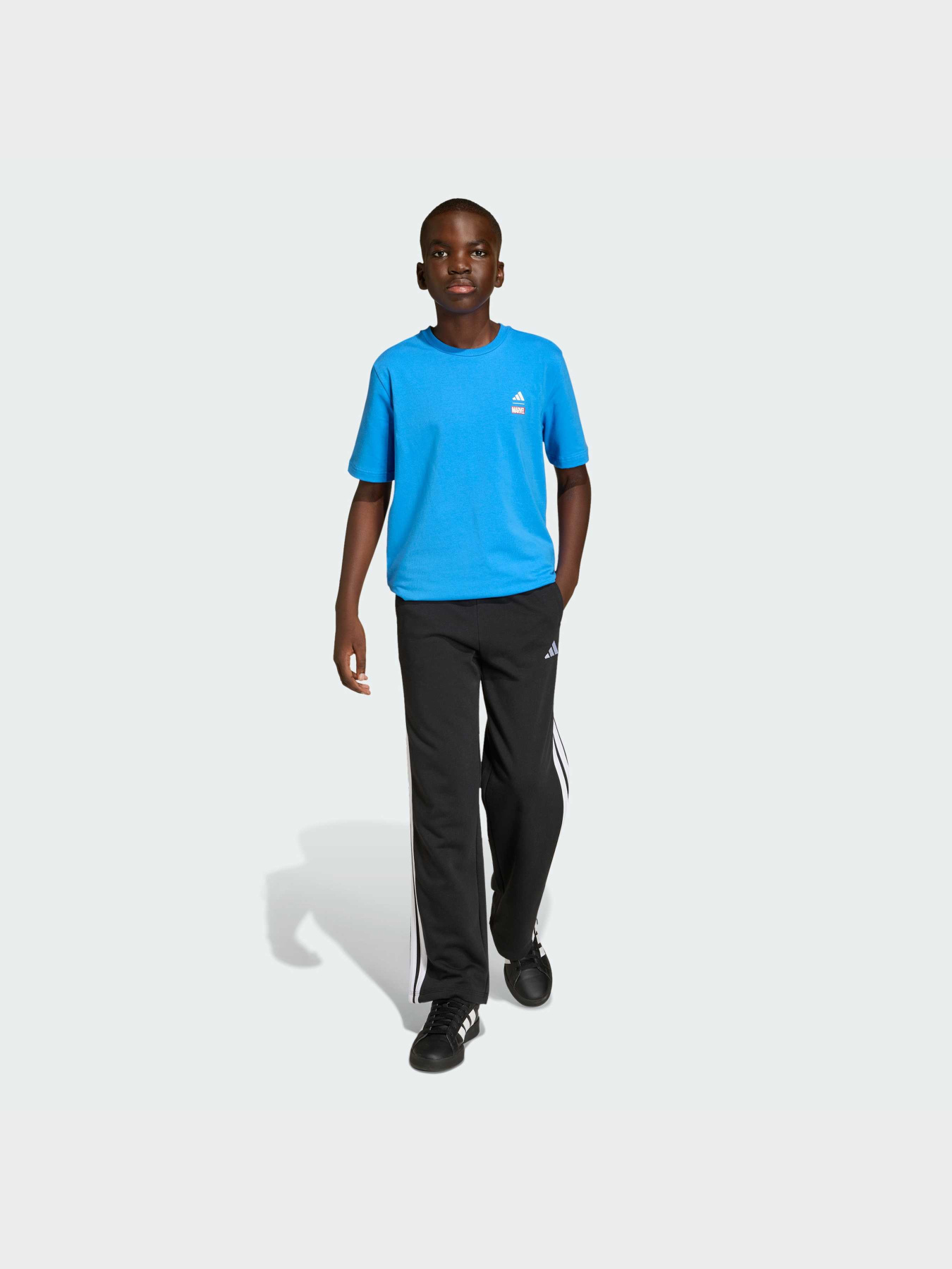 Футболка adidas Marvel Avengers Graphics модель JZ7674 Фото