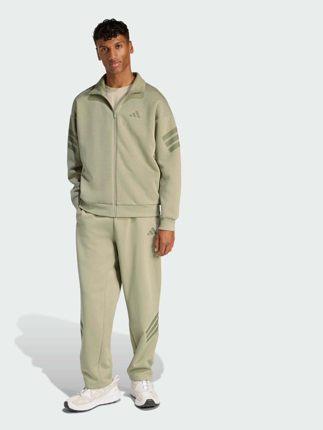 Спортивна кофта Future Icons 3-Stripes Woven модель KD5236 Спортивна кофта Future Icons 3-Stripes Woven модель KD5236 Фото