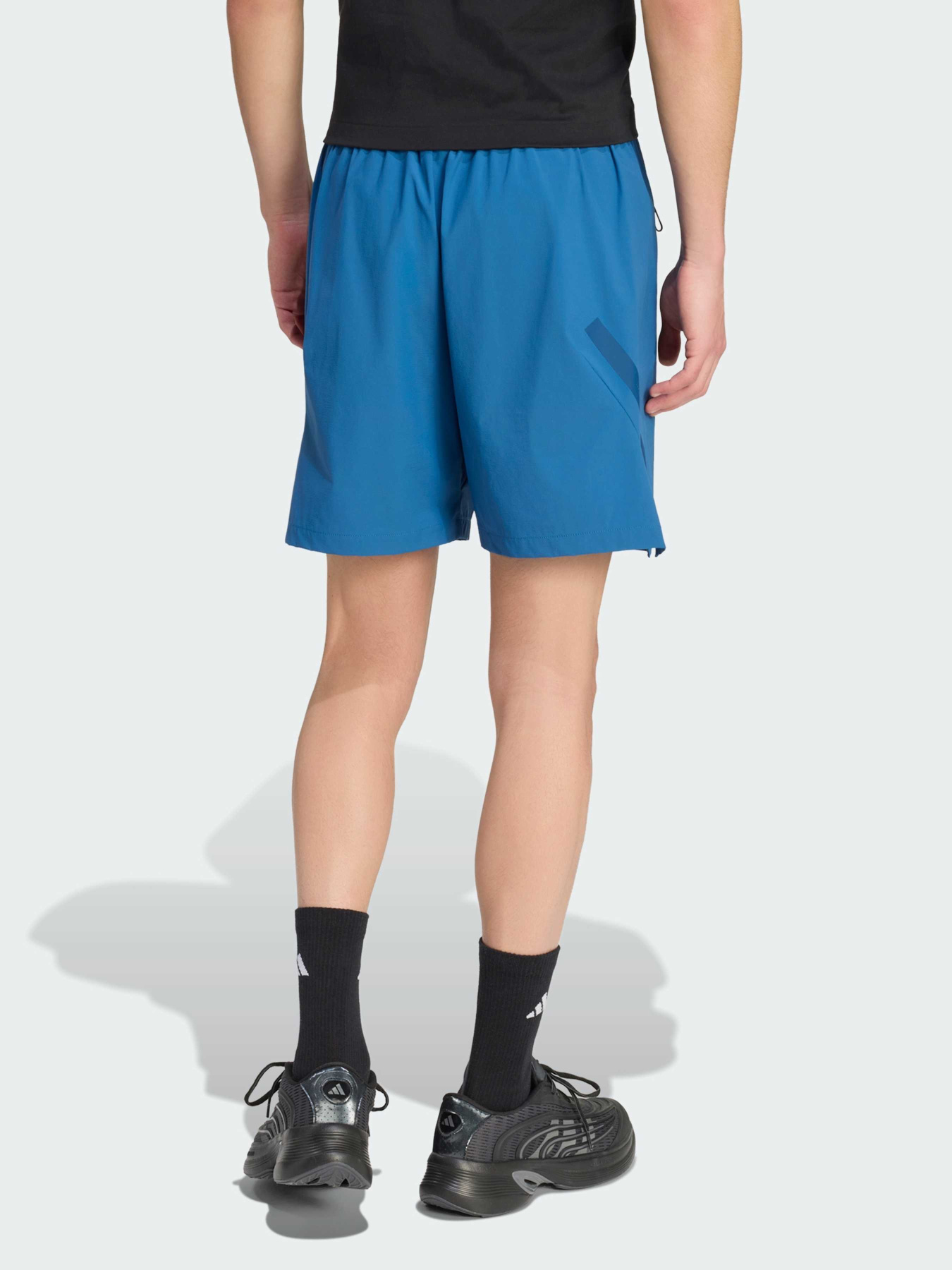 Шорты ADIDAS Z.N.E. WOVEN модель KF0581 Фото