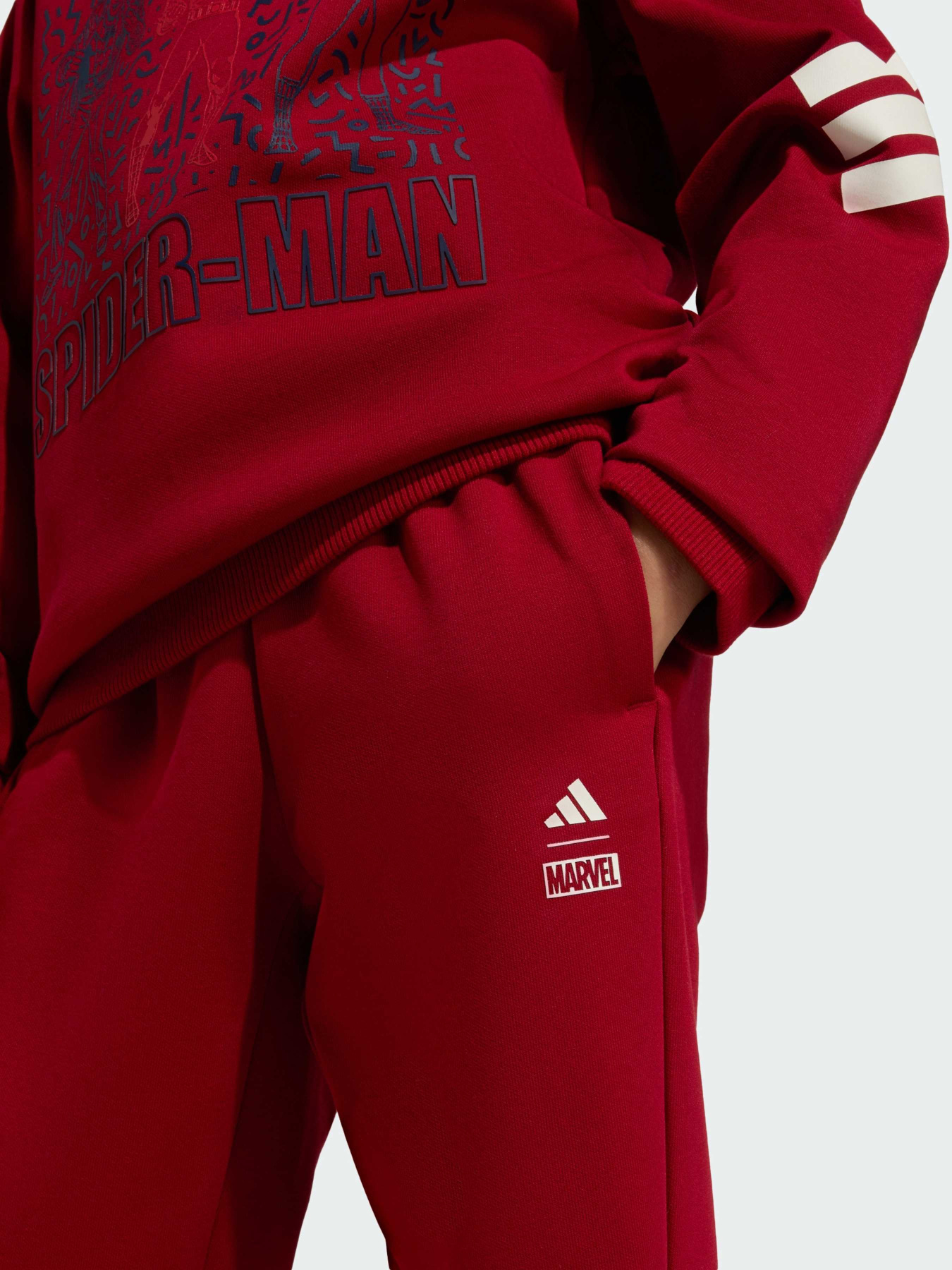 Спортивний костюм Adidas Marvel модель JZ7666 Спортивний костюм Adidas Marvel модель JZ7666 Фото