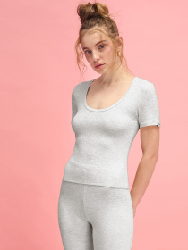 Футболка женская №1932 модель 4134 Футболка женская №1932 модель 4134 Фото